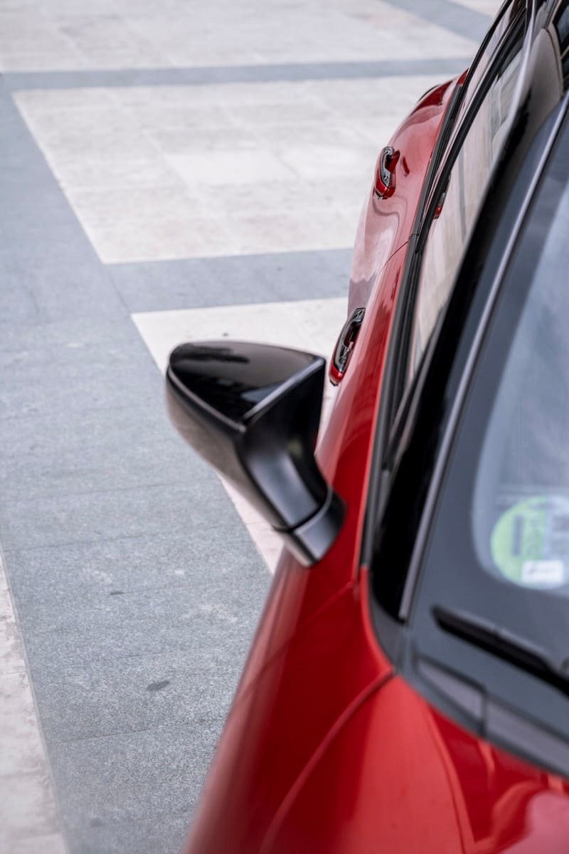 LEXUS LBX RED, foto 59