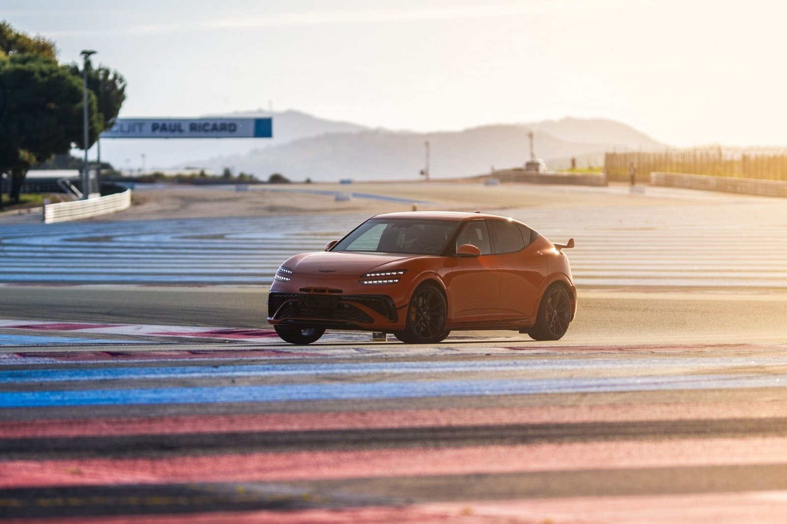 2026 - GENESIS GV60 MAGMA, foto 8