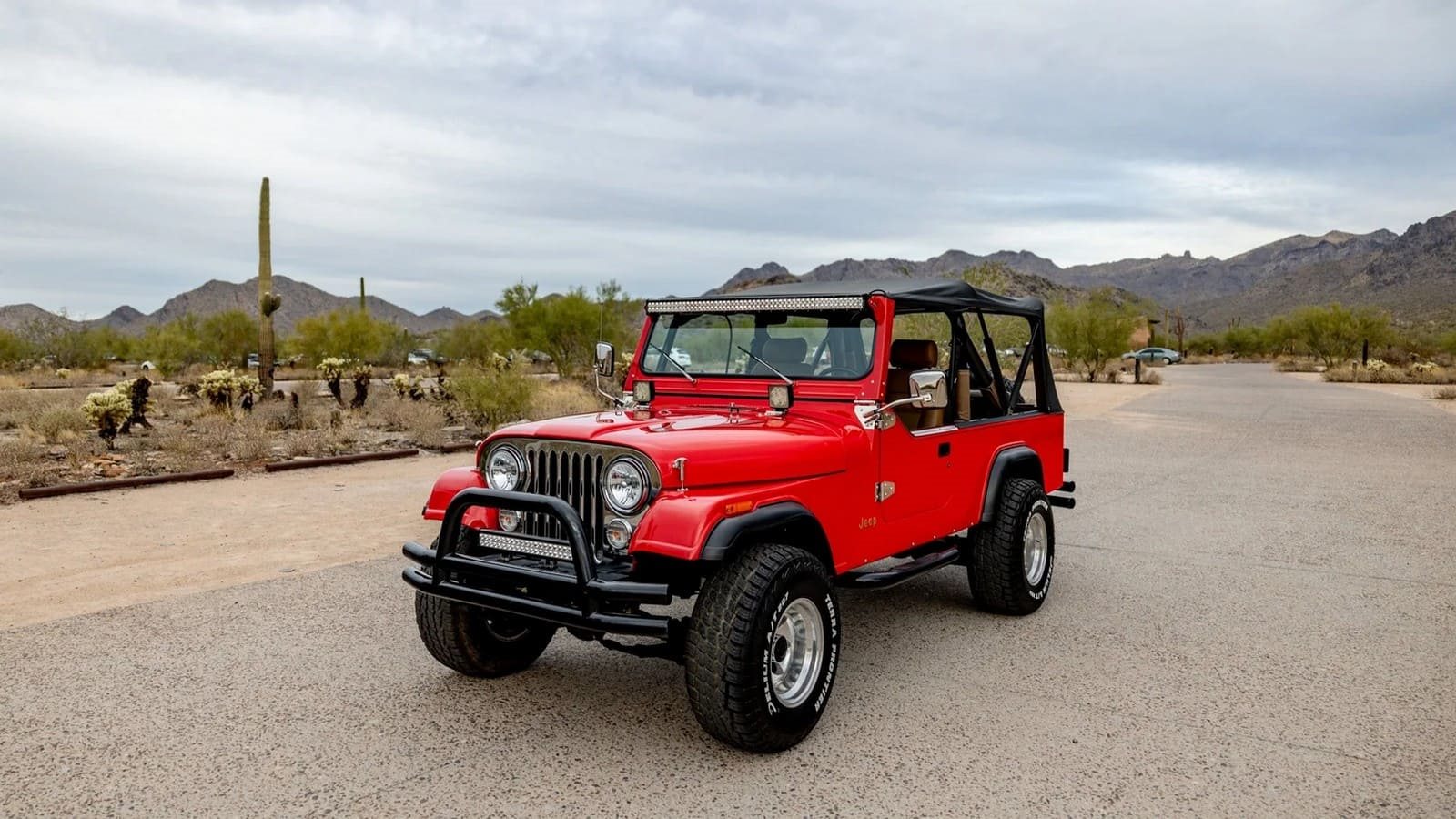 1982 - JEEP CJ-8 SCRAMBLER RED, foto 14