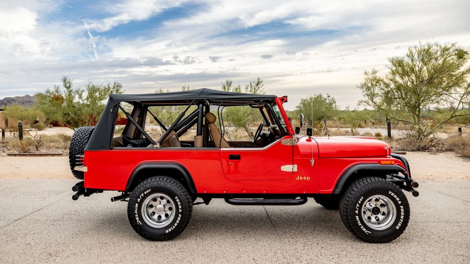 1982 - JEEP CJ-8 SCRAMBLER RED, foto 19
