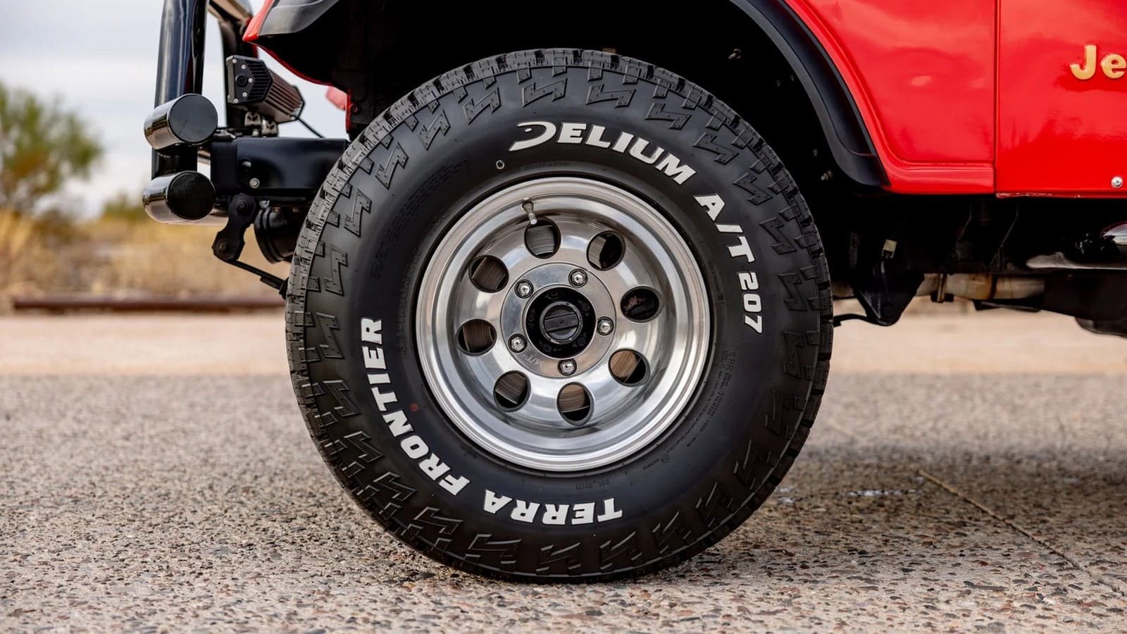 1982 - JEEP CJ-8 SCRAMBLER RED, foto 32