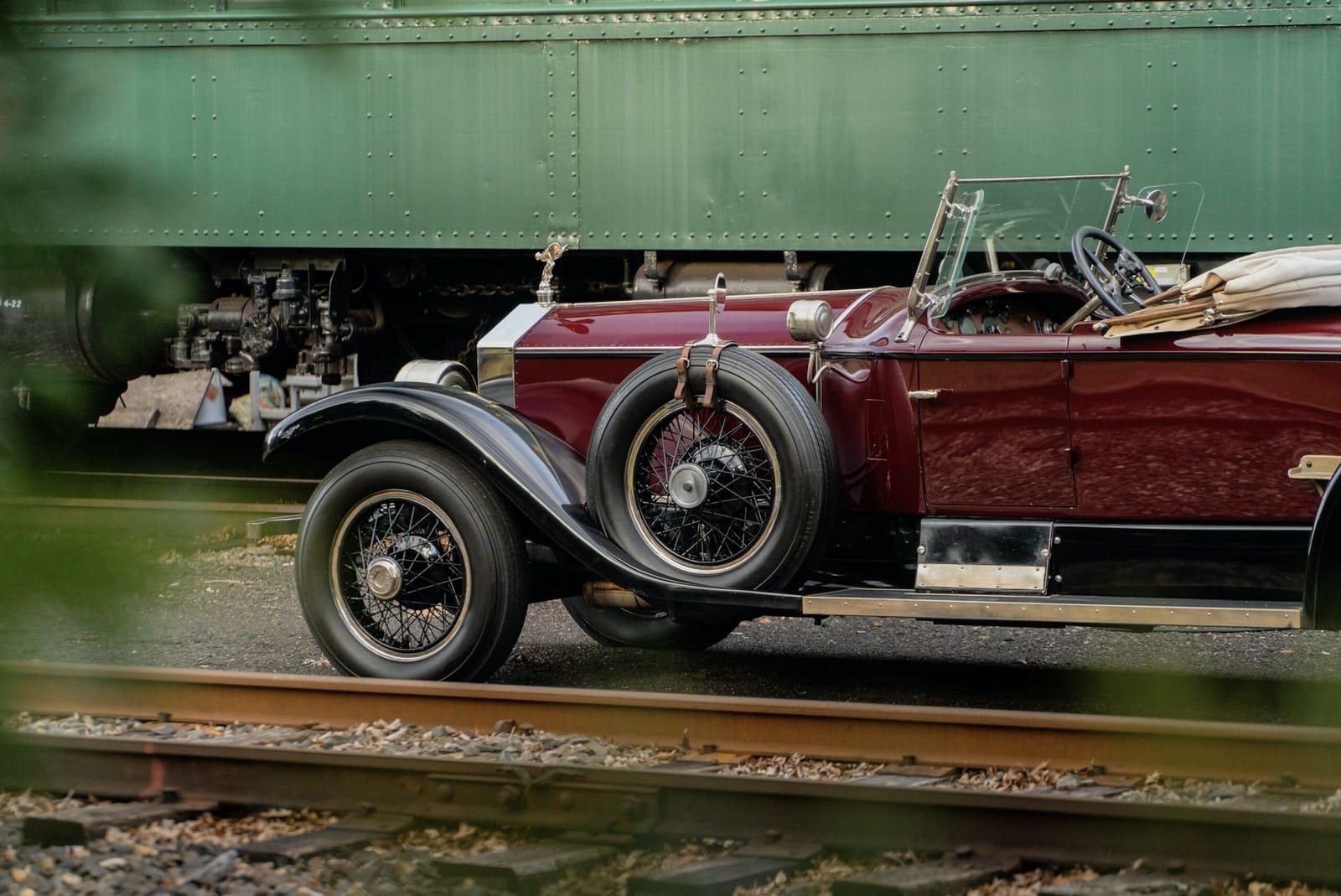 1925 - ROLLS-ROYCE SILVER GHOST PICCADILLY ROADSTER MAROON, foto 4