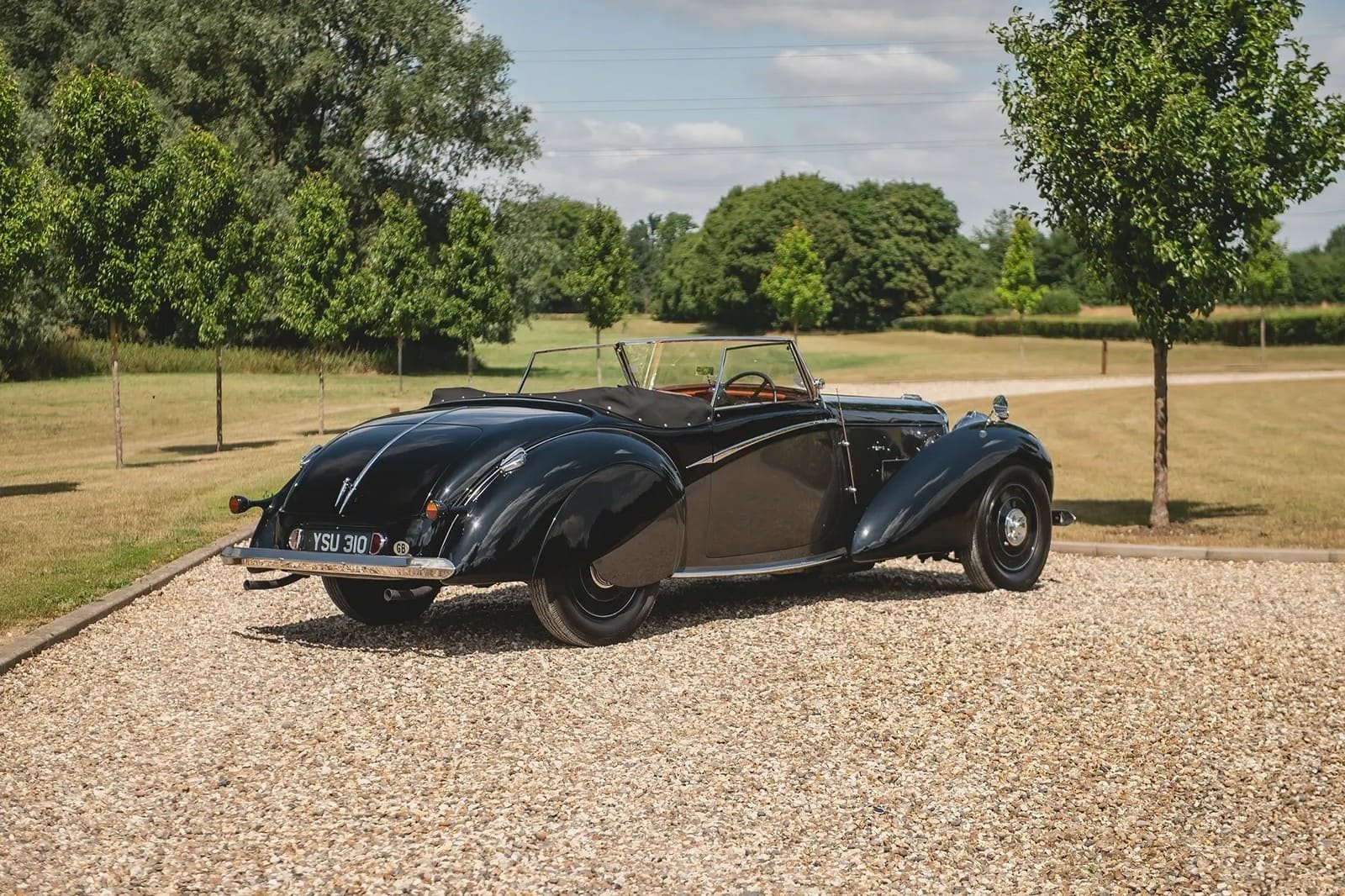 LAGONDA V12 RAPIDE DROPHEAD COUPÉ, foto 4