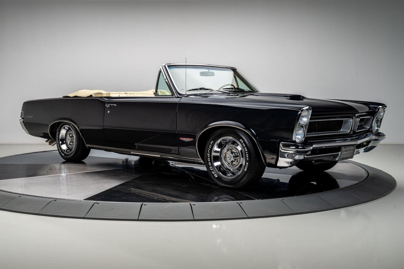 PONTIAC GTO CONVERTIBLE, foto 6