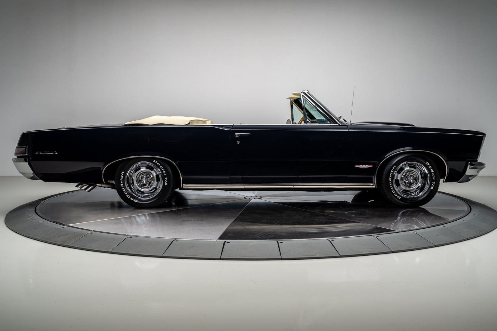 PONTIAC GTO CONVERTIBLE, foto 13