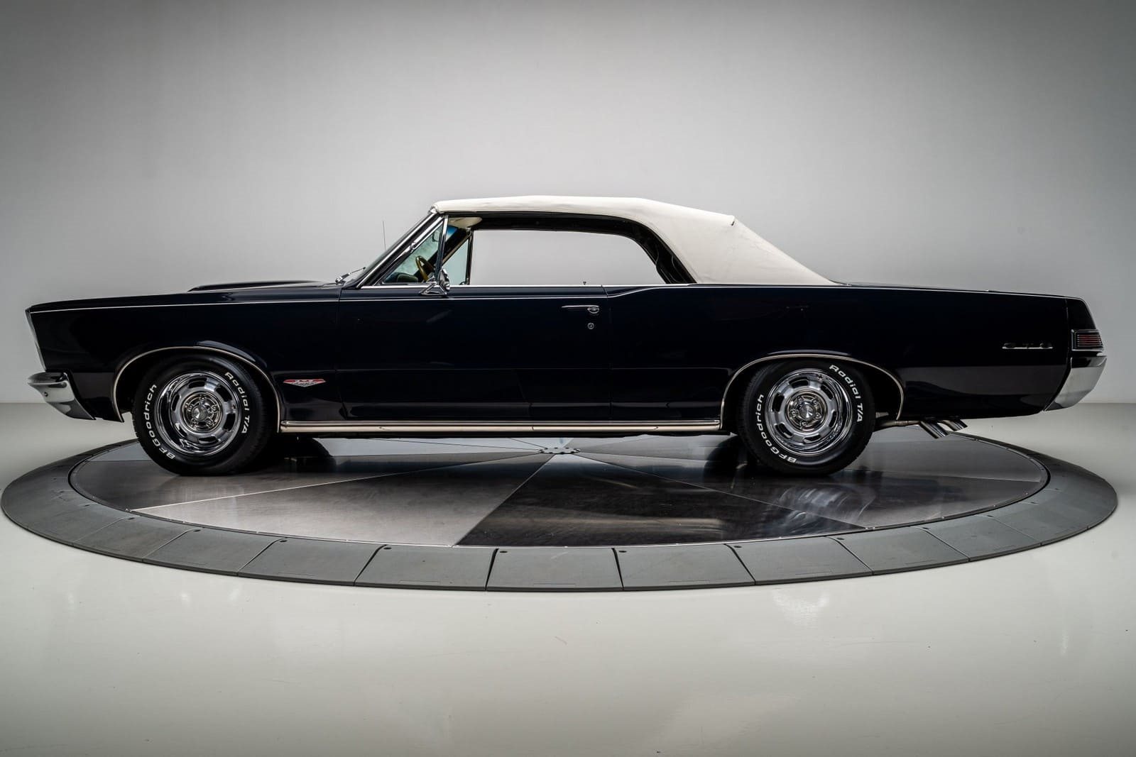 PONTIAC GTO CONVERTIBLE, foto 15