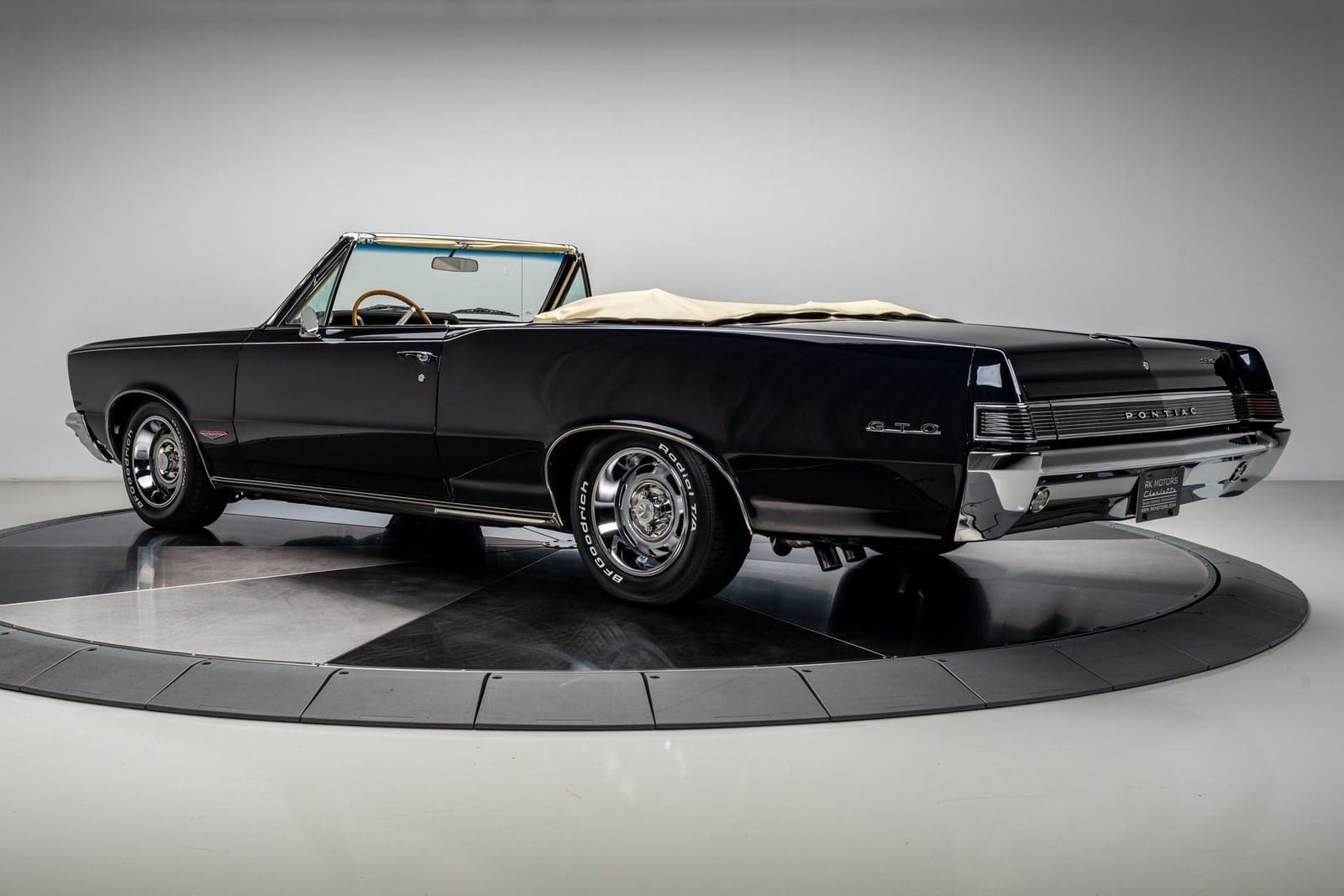 PONTIAC GTO CONVERTIBLE, foto 21