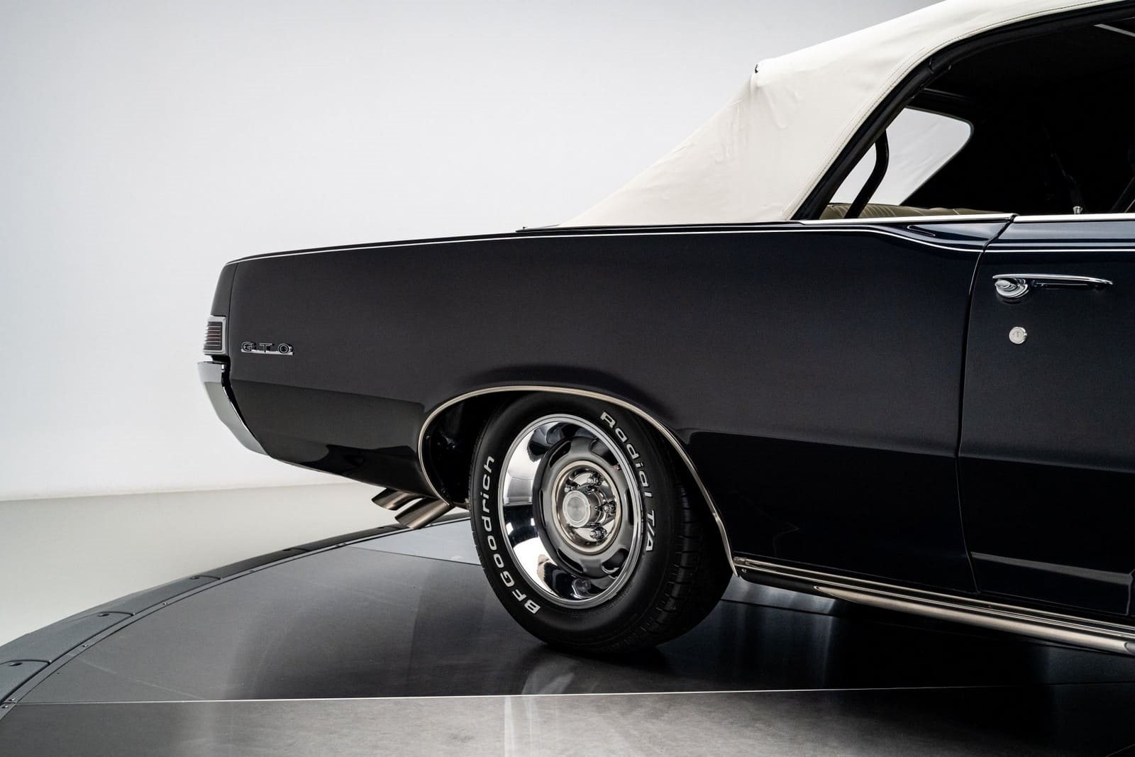 PONTIAC GTO CONVERTIBLE, foto 26