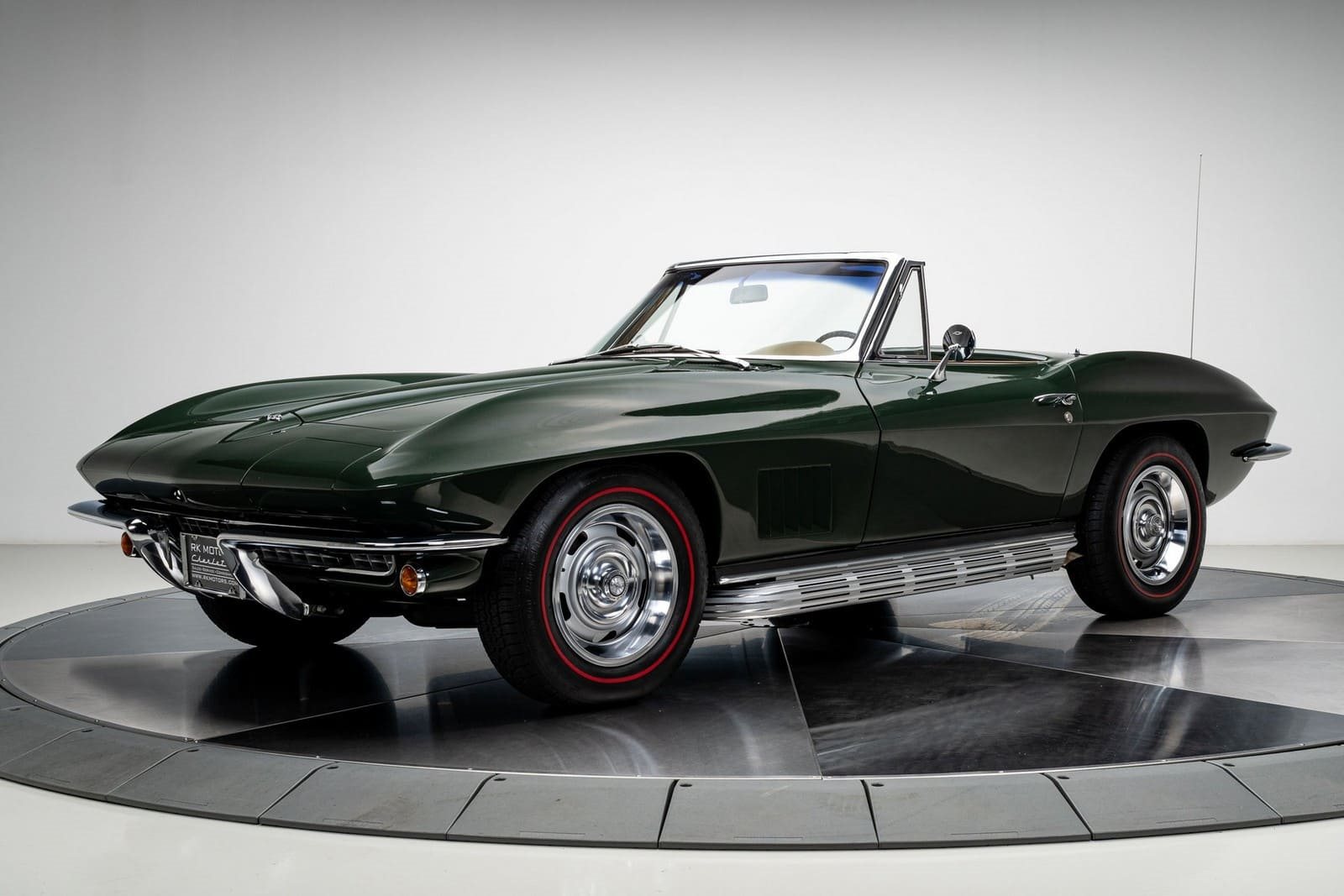 1967 - CHEVROLET CORVETTE CONVERTIBLE GOODWOOD GREEN, foto 1