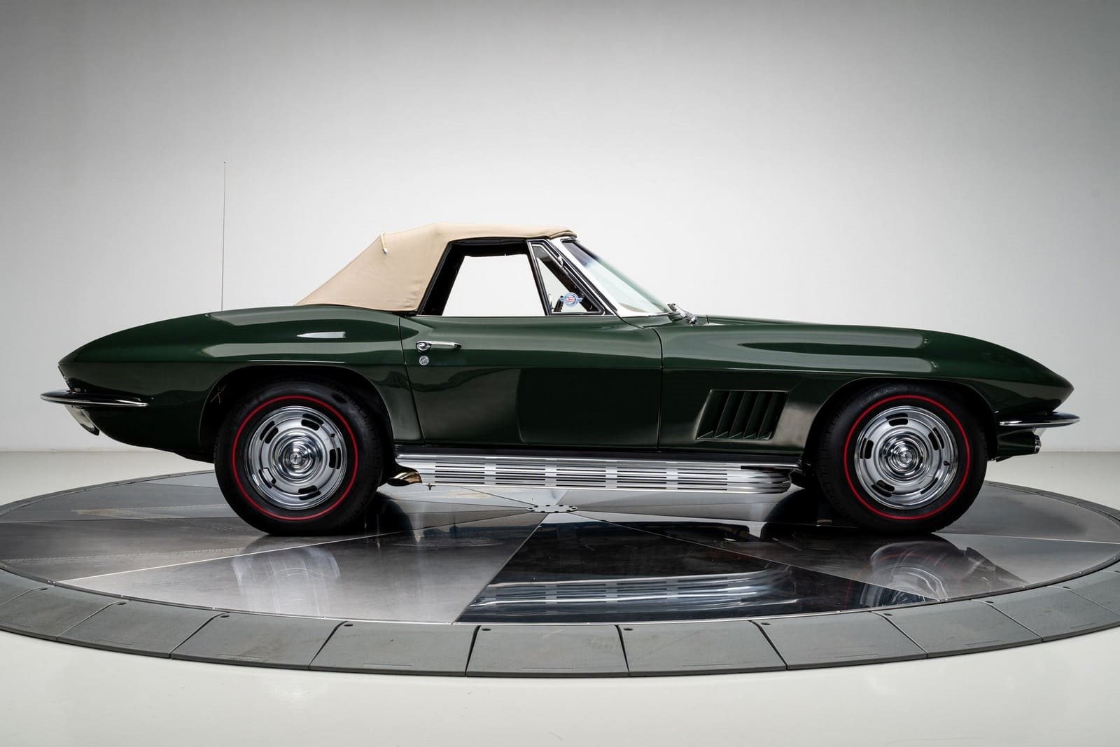 1967 - CHEVROLET CORVETTE CONVERTIBLE GOODWOOD GREEN, foto 13