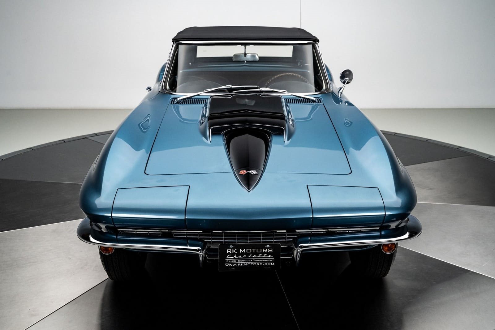 1967 - CHEVROLET CORVETTE CONVERTIBLE LYNNDALE BLUE, foto 4