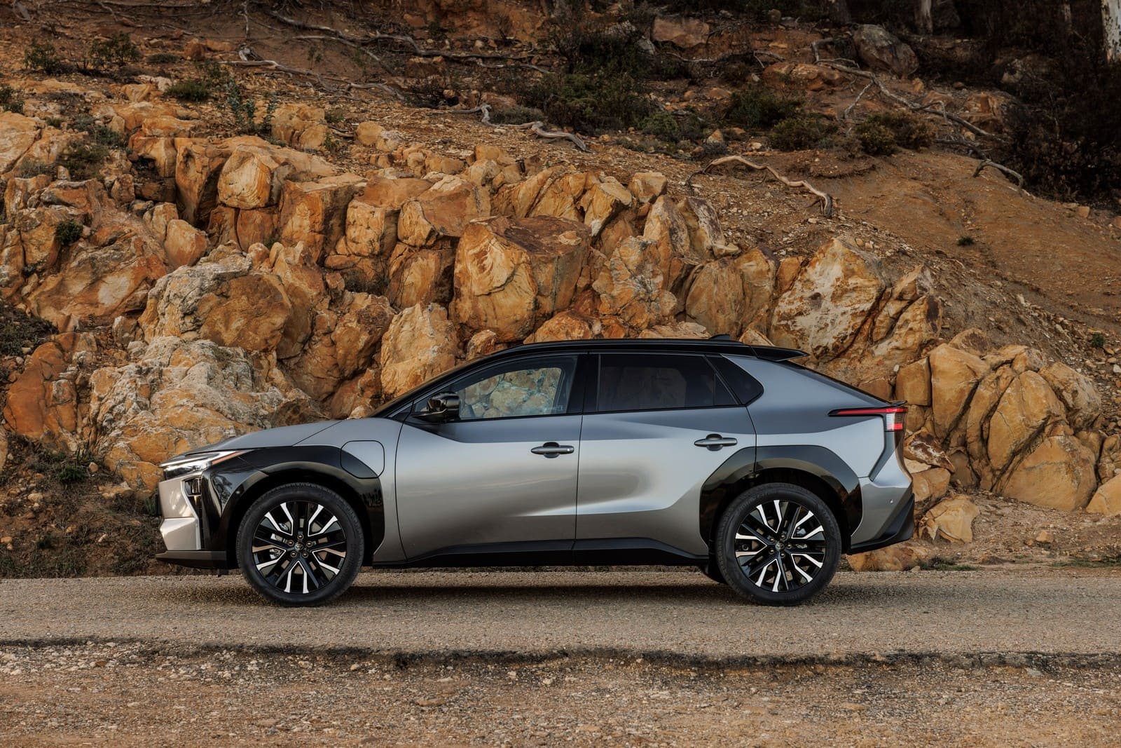 2026 - TOYOTA bZ4X PRECIOUS METAL, foto 15