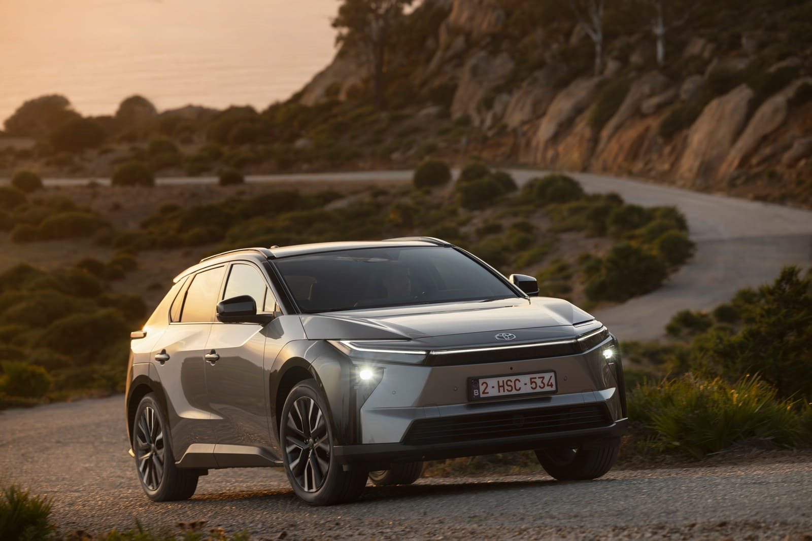 2026 - TOYOTA bZ4X PRECIOUS METAL, foto 18