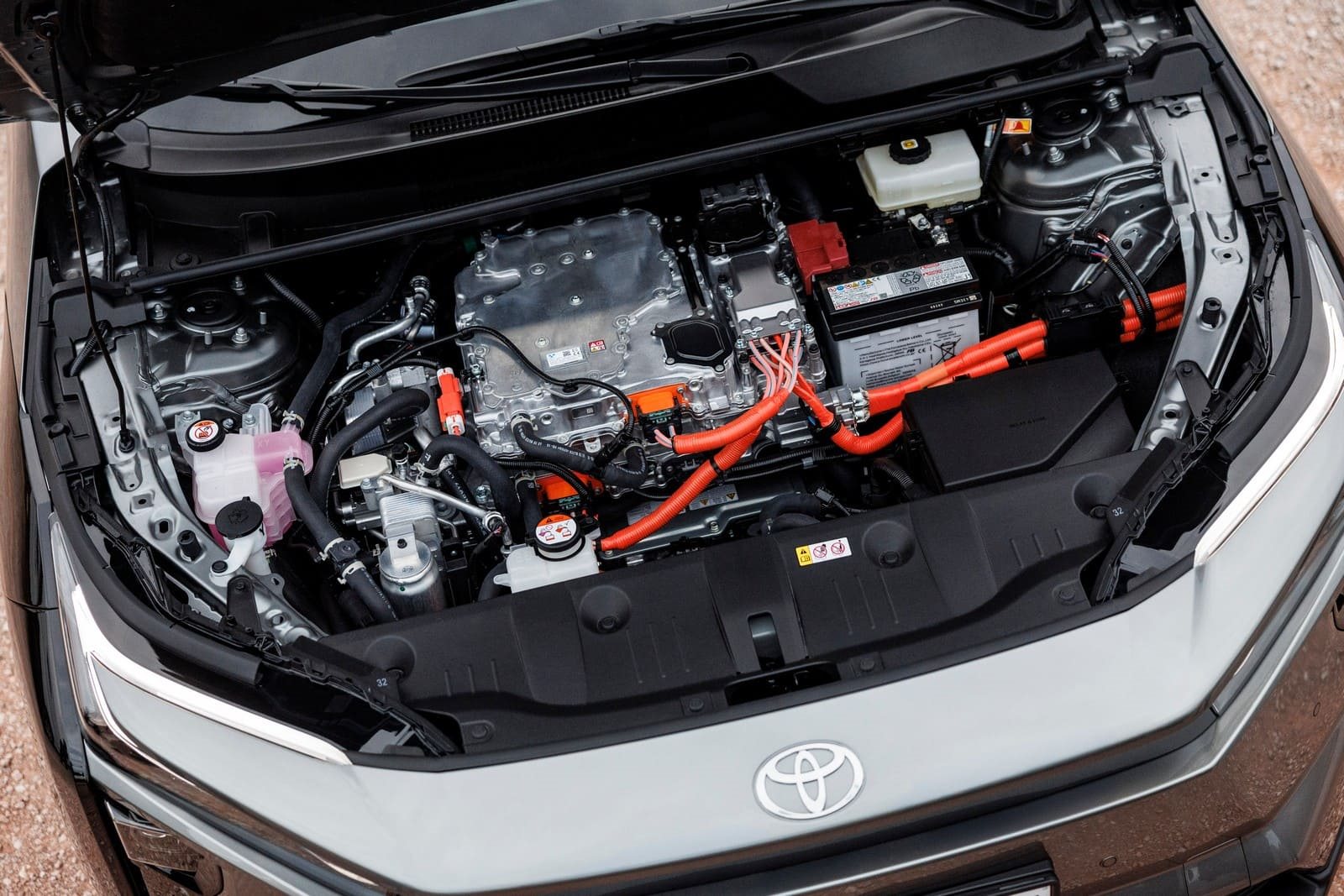 2026 - TOYOTA bZ4X PRECIOUS METAL, foto 83