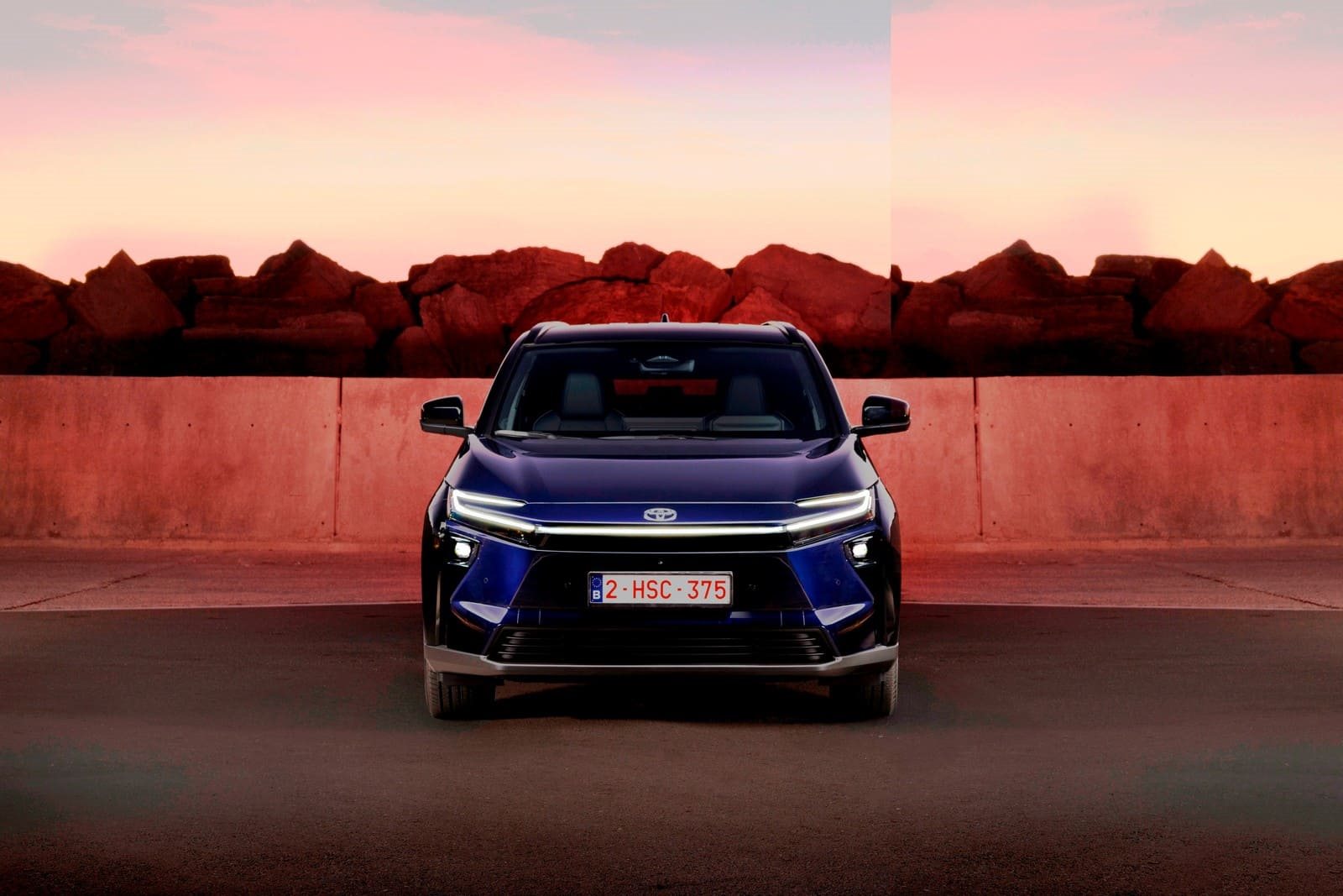 2026 - TOYOTA bZ4X DEEP BLUE METALLIC, foto 5
