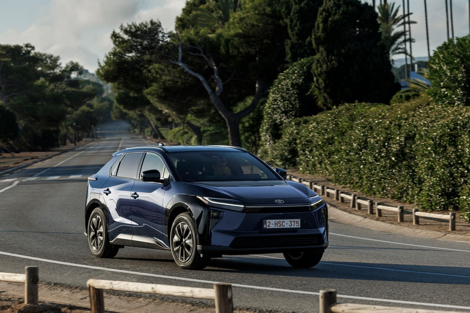 2026 - TOYOTA bZ4X DEEP BLUE METALLIC, foto 21