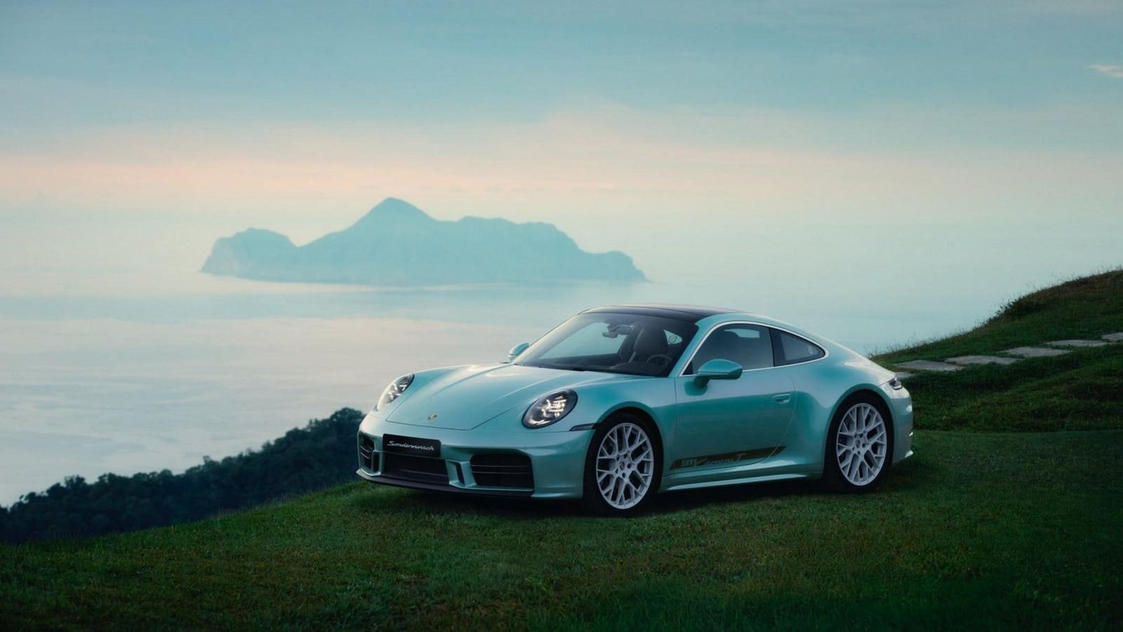 2025 - PORSCHE 911 CARRERA T ‘FORMOSA’, foto 1