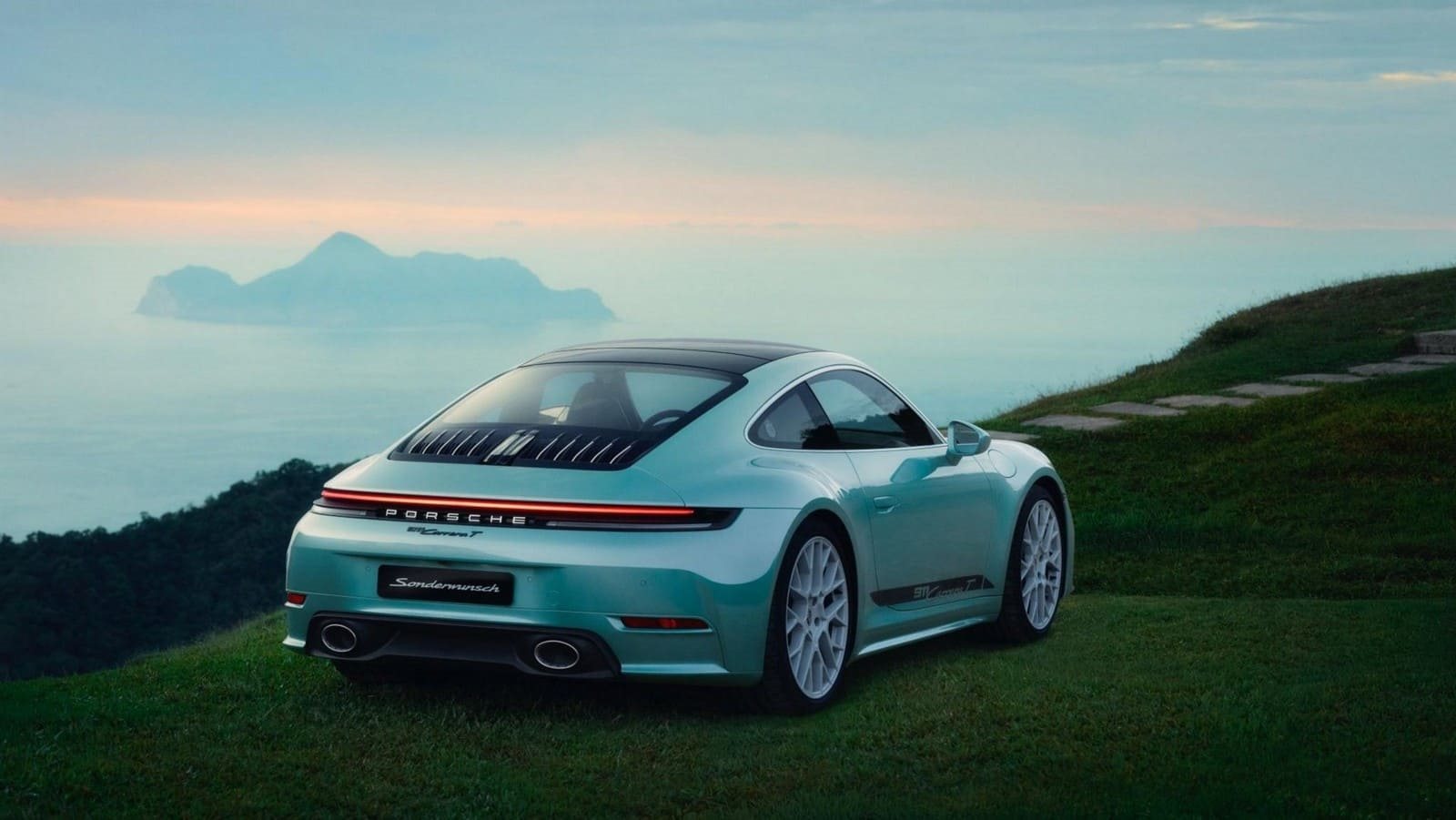 2025 - PORSCHE 911 CARRERA T ‘FORMOSA’, foto 2