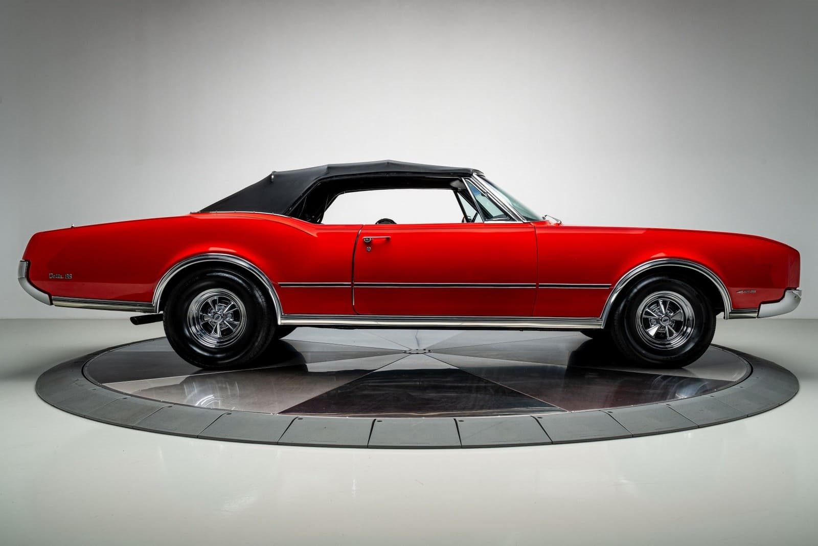 OLDSMOBILE DELTA 88 CONVERTIBLE, foto 13