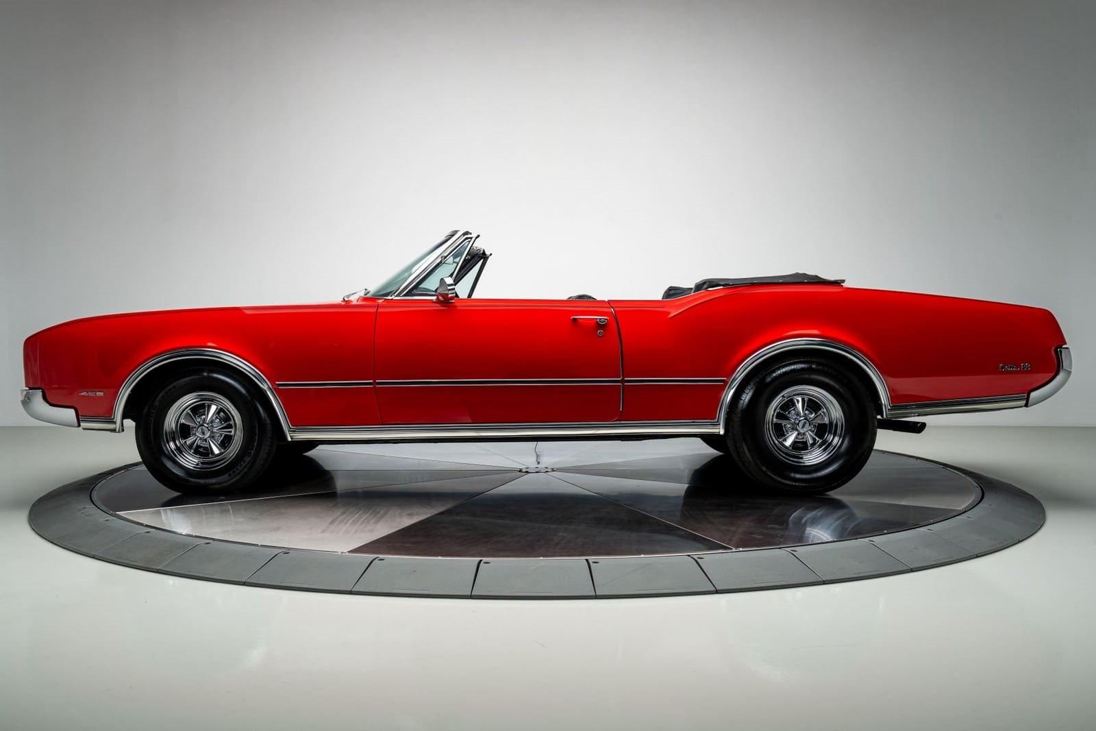 OLDSMOBILE DELTA 88 CONVERTIBLE, foto 15