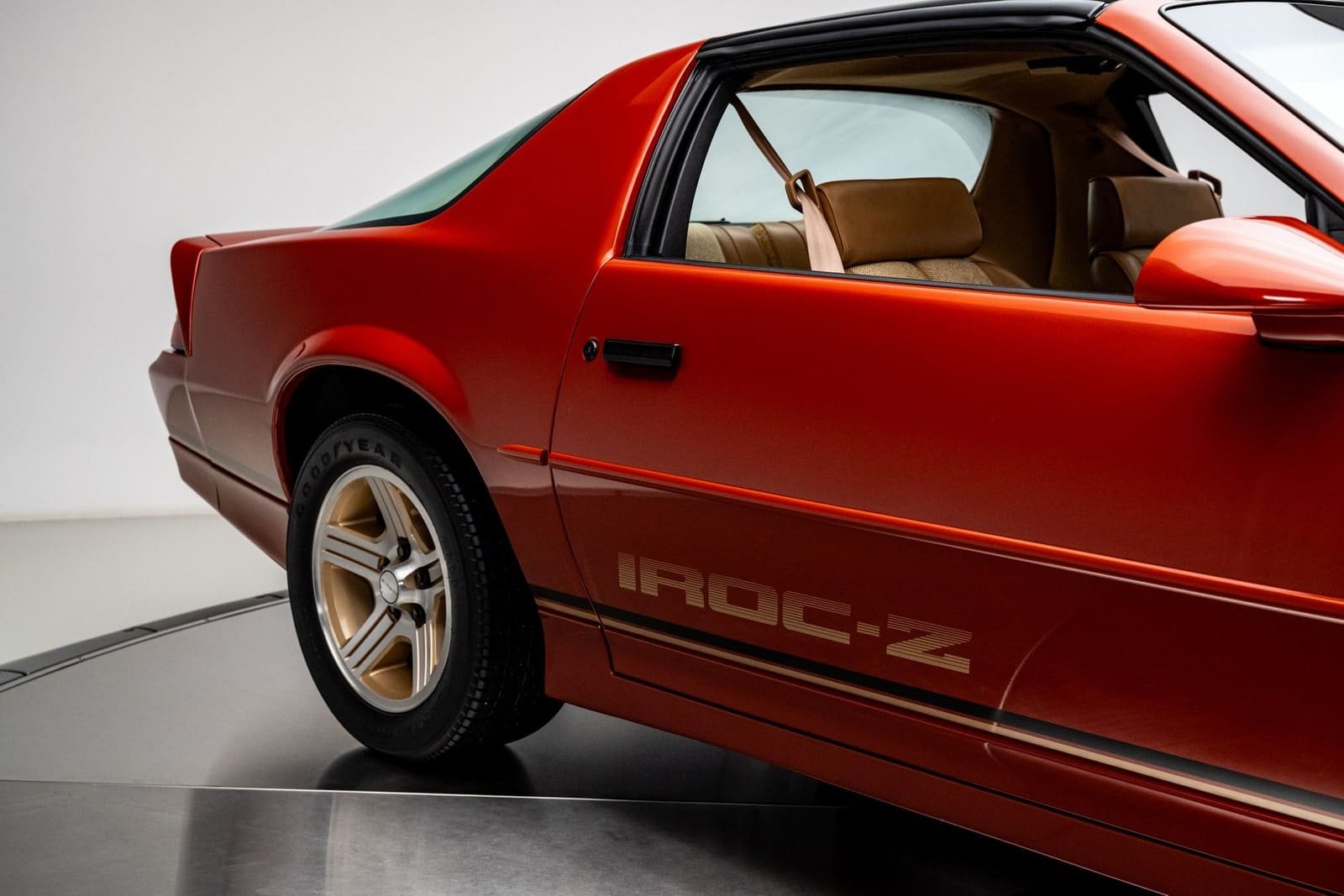 1988 - CHEVROLET CAMARO Z/28 IROC-Z MEDIUM ORANGE, foto 21
