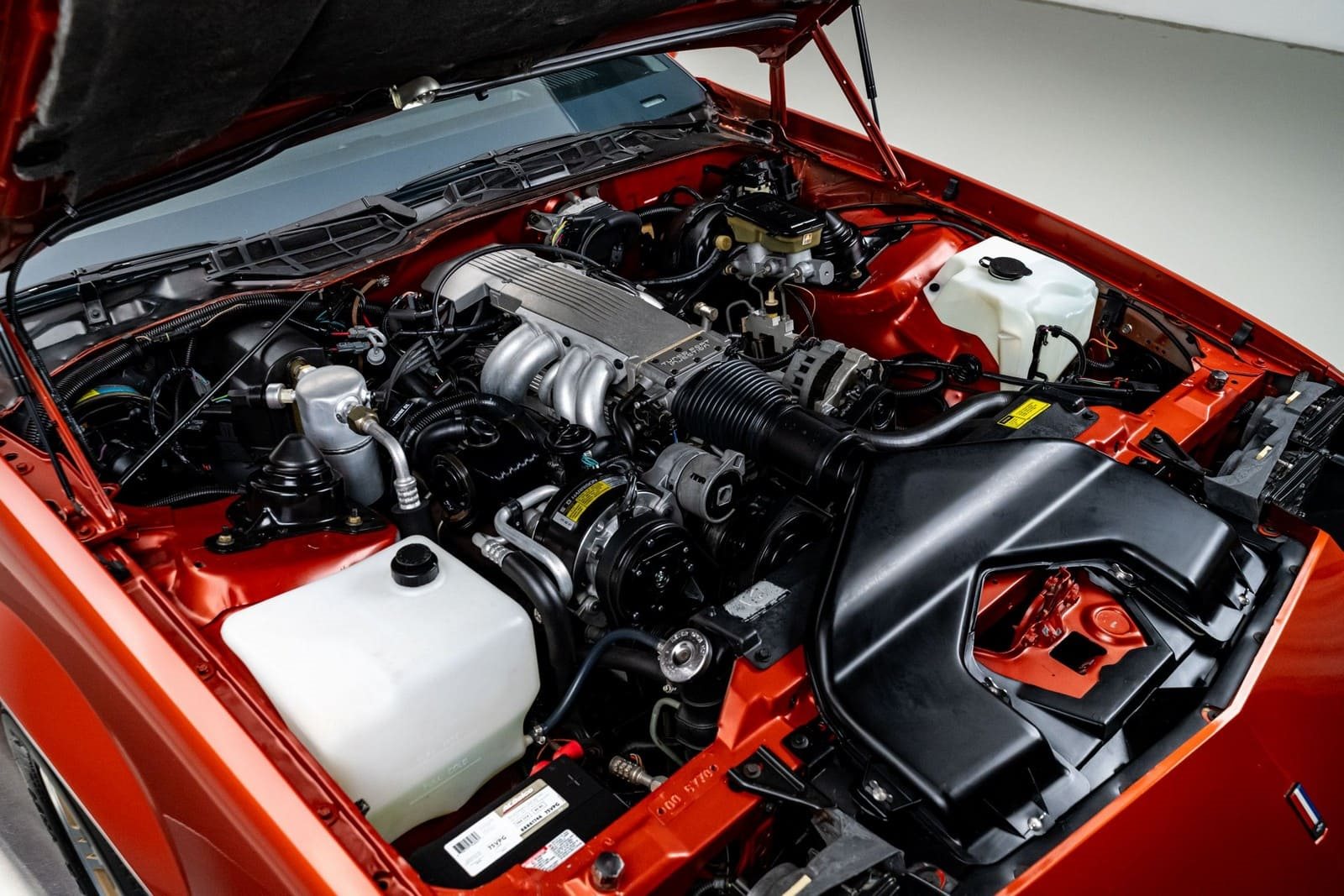 1988 - CHEVROLET CAMARO Z/28 IROC-Z MEDIUM ORANGE, foto 27