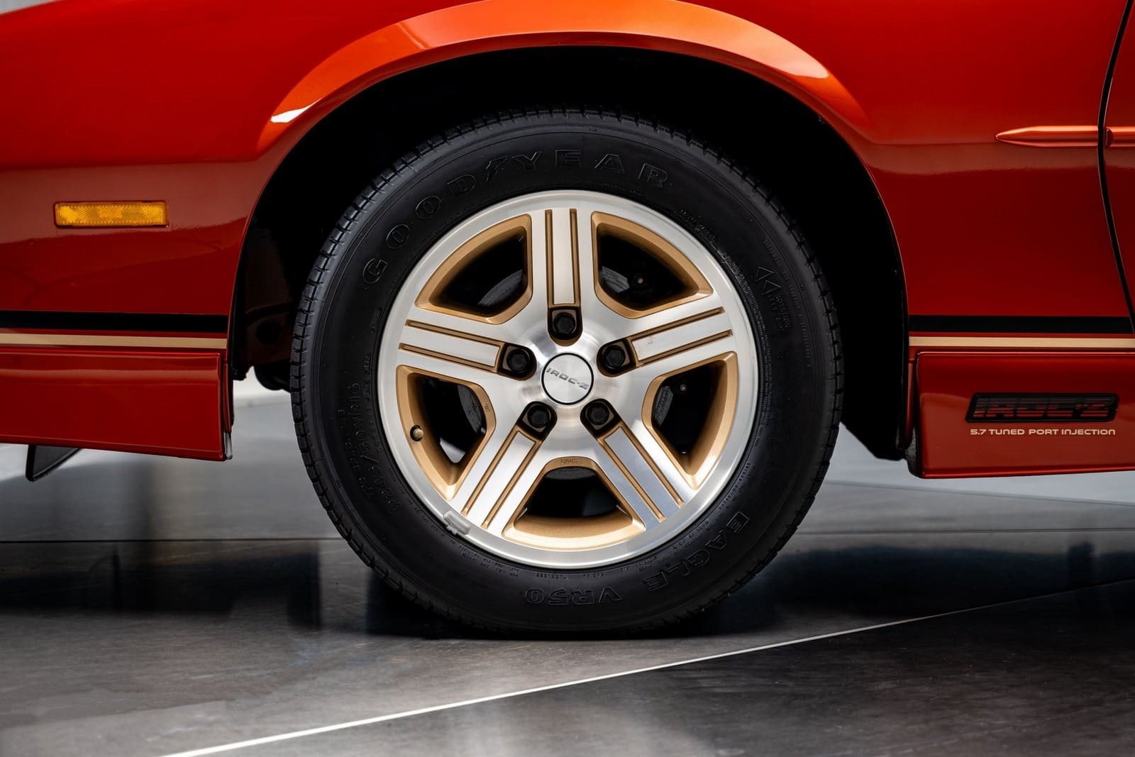 1988 - CHEVROLET CAMARO Z/28 IROC-Z MEDIUM ORANGE, foto 35
