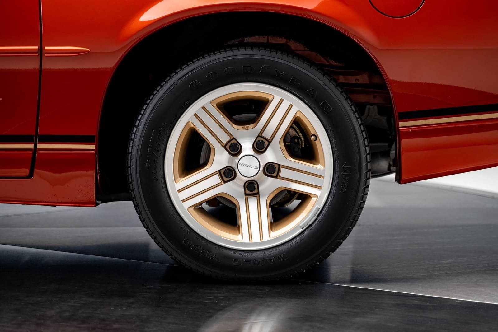 1988 - CHEVROLET CAMARO Z/28 IROC-Z MEDIUM ORANGE, foto 36