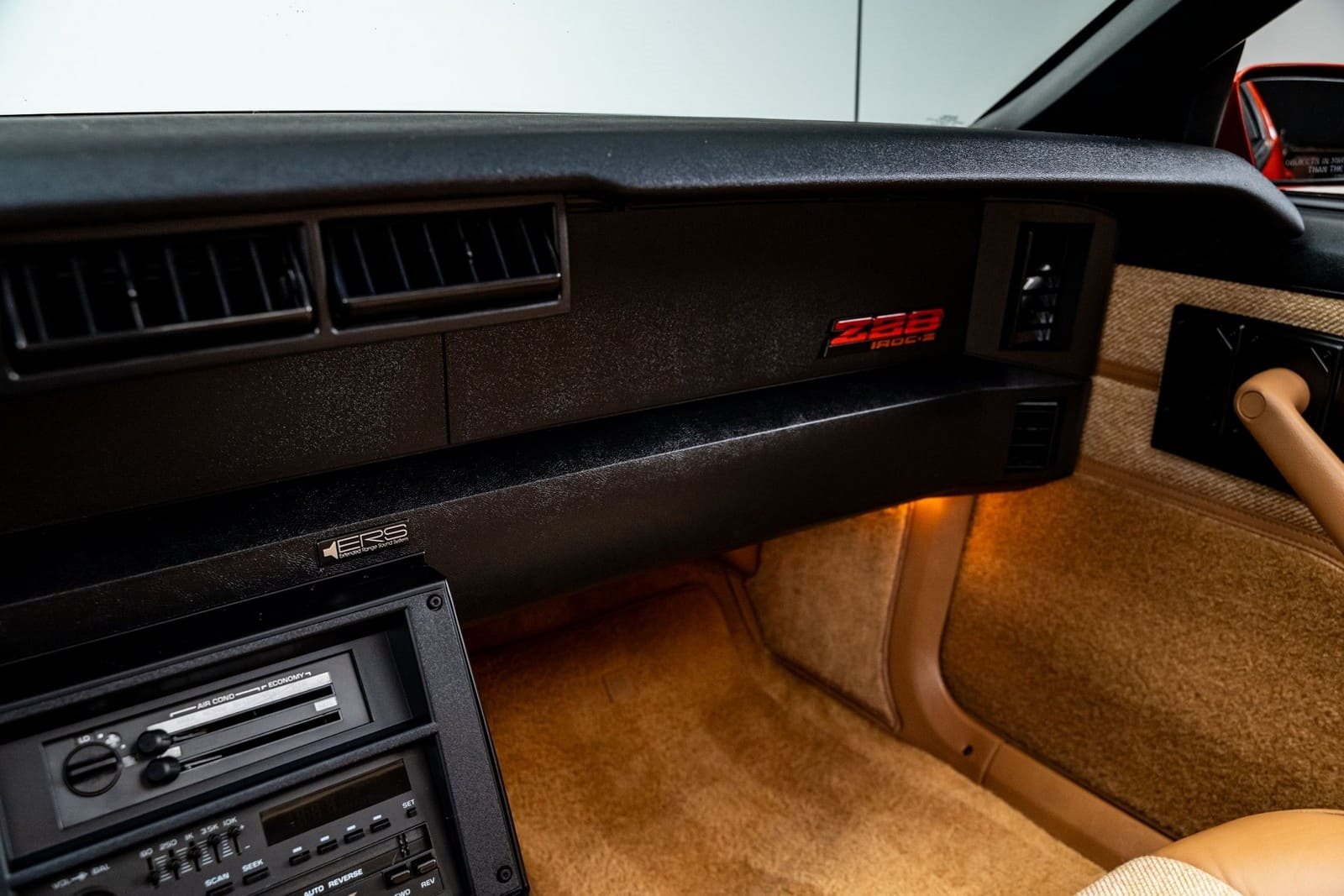 1988 - CHEVROLET CAMARO Z/28 IROC-Z MEDIUM ORANGE, foto 47