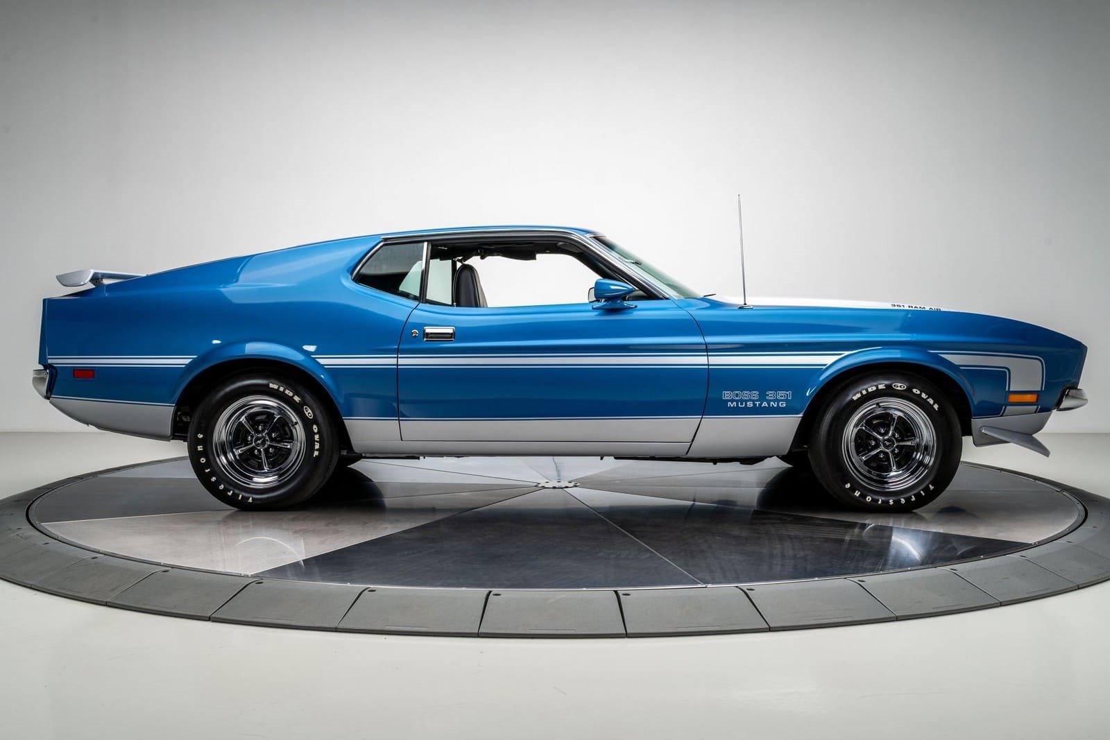 1971 - FORD MUSTANG BOSS 351 BRIGHT BLUE METALLIC, foto 13