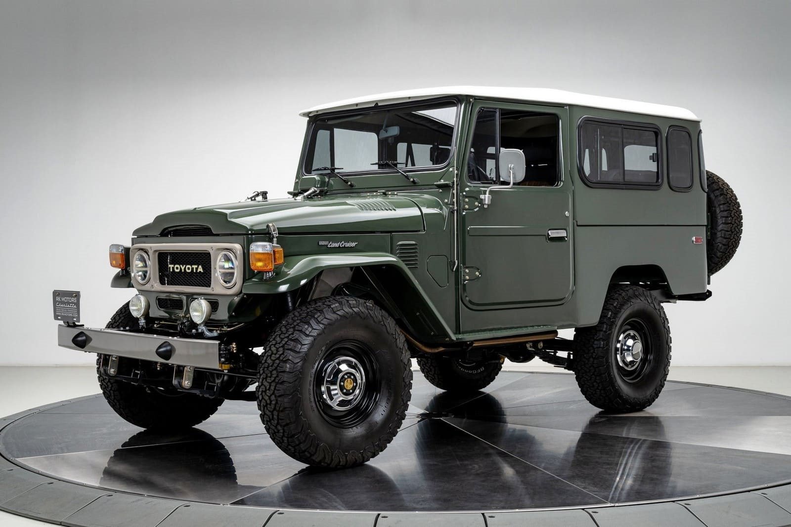 1980 - TOYOTA LAND CRUISER FJ43 GREEN, foto 1