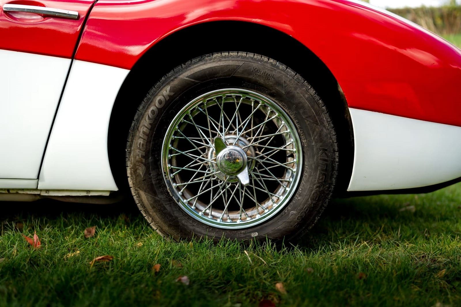 AUSTIN-HEALEY 3000 MK-I BT7 WHITE/RED, foto 17
