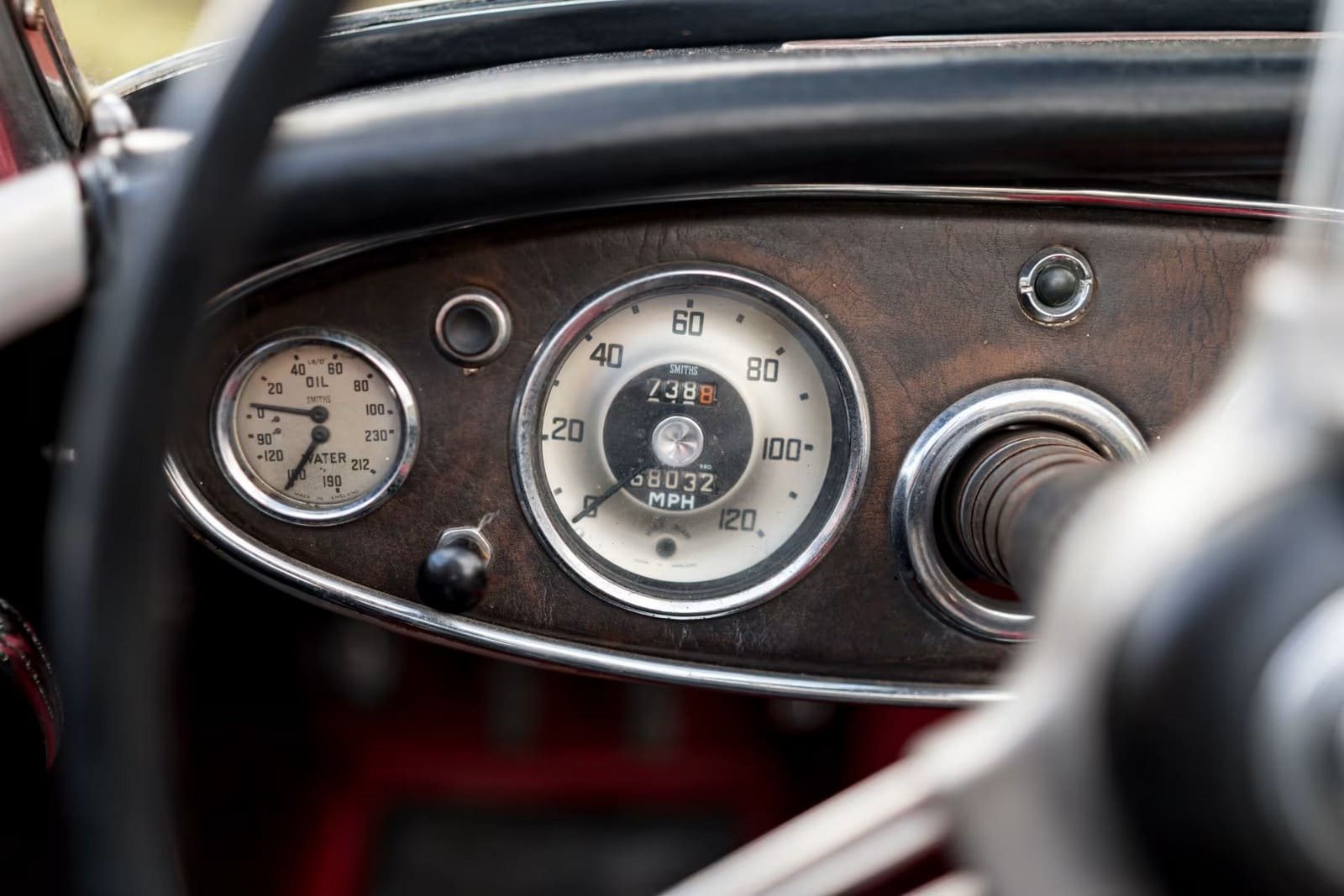 AUSTIN-HEALEY 3000 MK-I BT7 WHITE/RED, foto 33