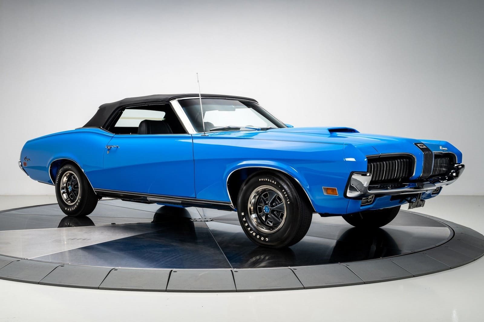 MERCURY COUGAR XR-7 CONVERTIBLE, foto 5