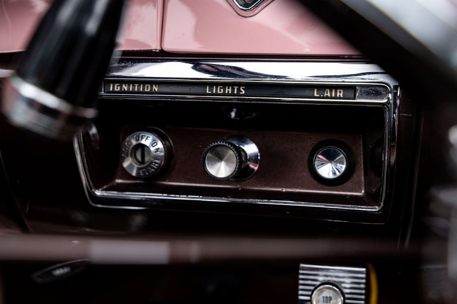 FORD FAIRLANE 500 SUNLINER PINK & MOCHA, foto 69