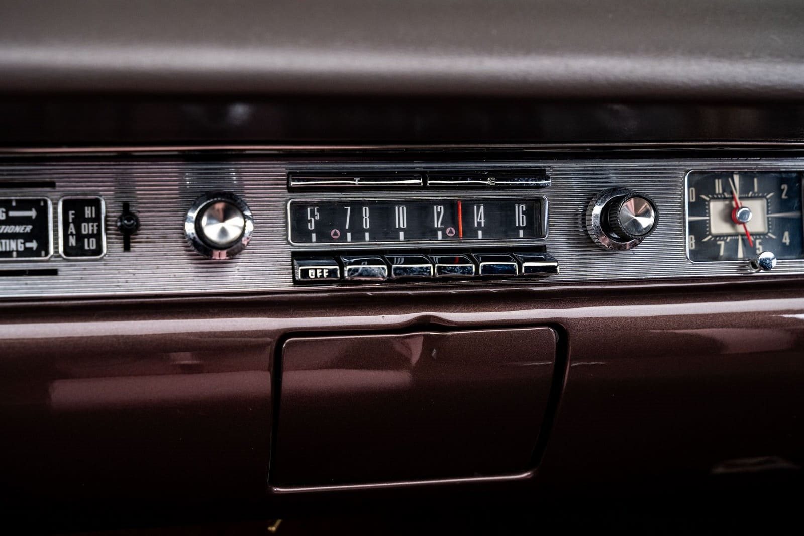 FORD FAIRLANE 500 SUNLINER PINK & MOCHA, foto 73