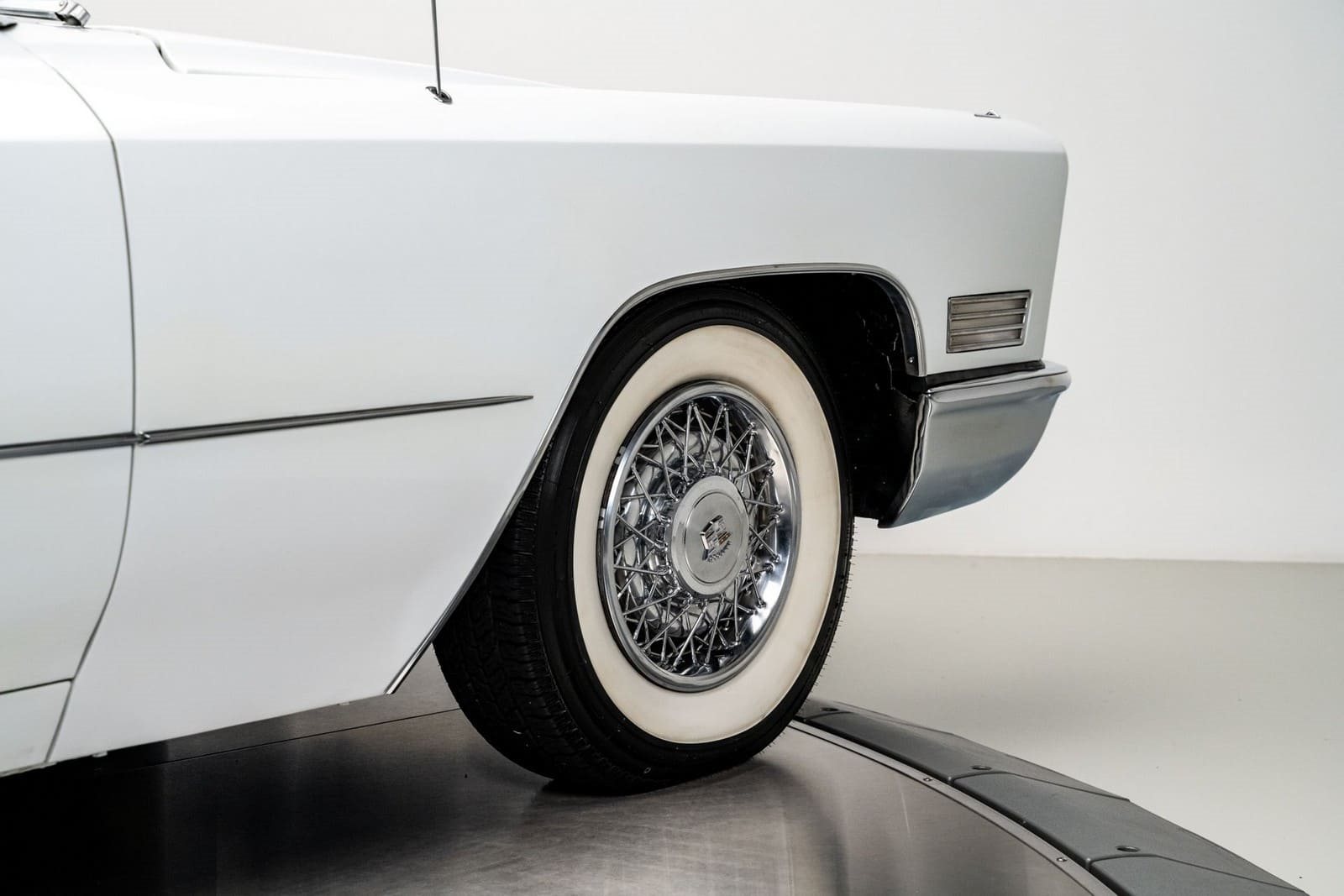 CADILLAC COUPE DEVILLE CONVERTIBLE, foto 7