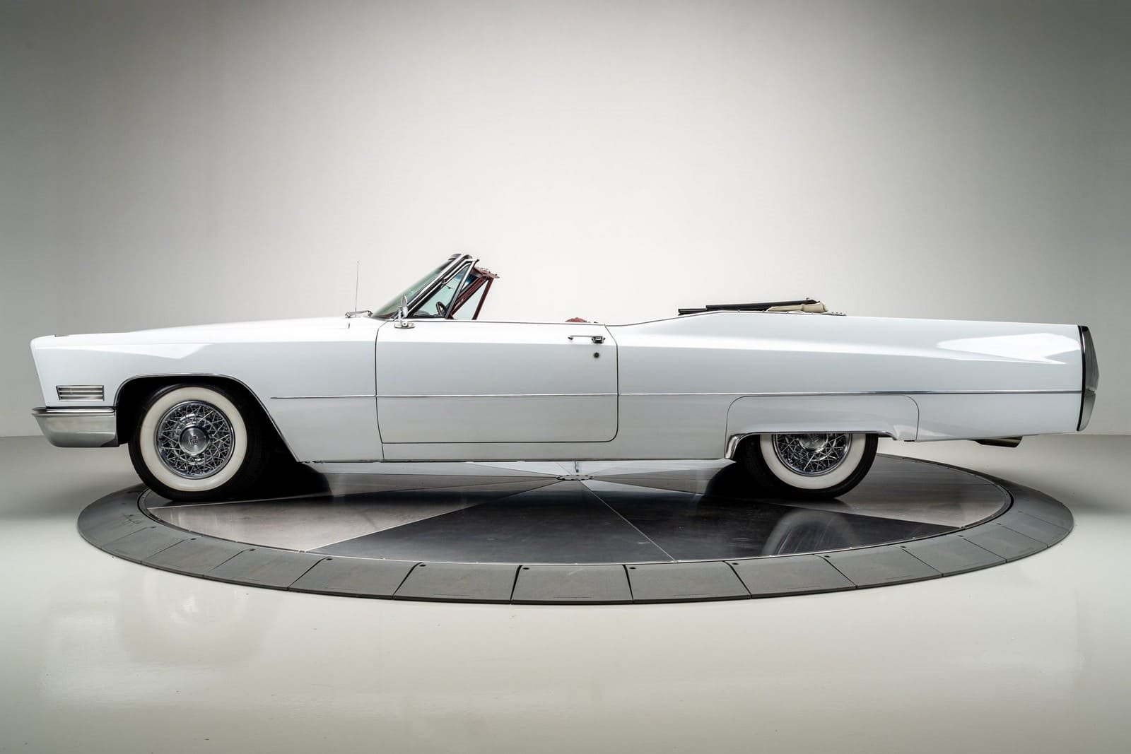 CADILLAC COUPE DEVILLE CONVERTIBLE, foto 17