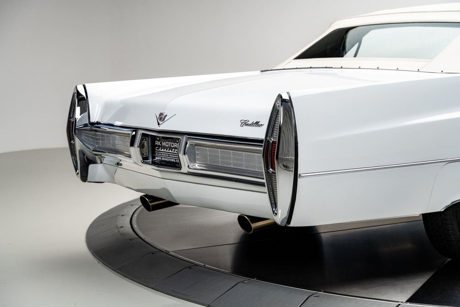 CADILLAC COUPE DEVILLE CONVERTIBLE, foto 25