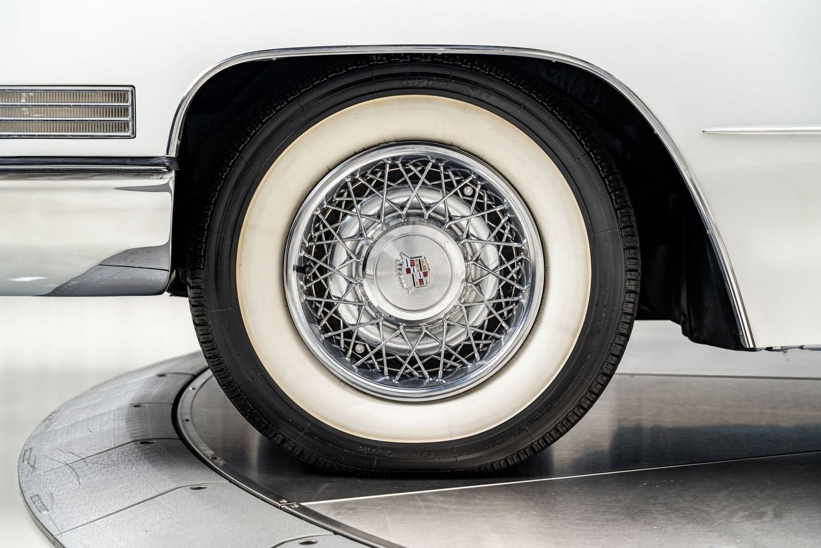 CADILLAC COUPE DEVILLE CONVERTIBLE, foto 39