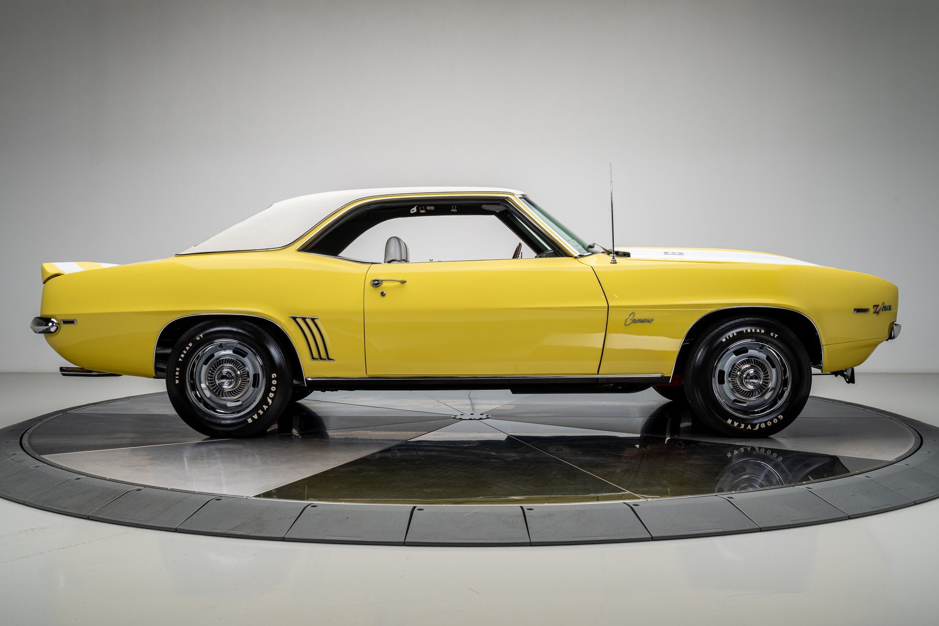 1969 - CHEVROLET CAMARO Z/28 DAYTONA YELLOW, foto 10