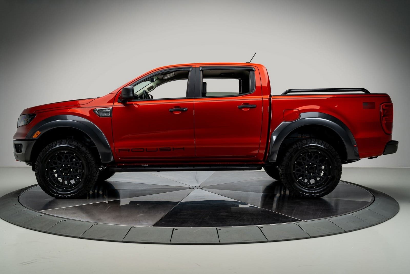 2022 - FORD RANGER BY ROUSH HOT PEPPER RED, foto 15