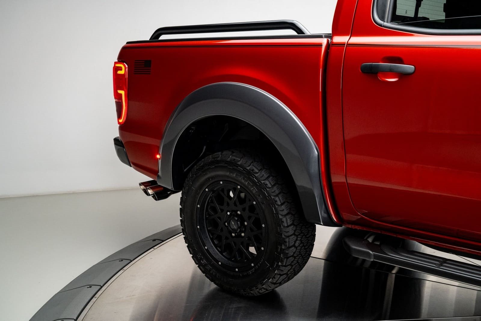 2022 - FORD RANGER BY ROUSH HOT PEPPER RED, foto 30