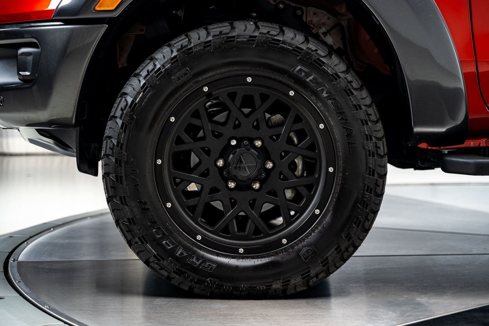 2022 - FORD RANGER BY ROUSH HOT PEPPER RED, foto 38
