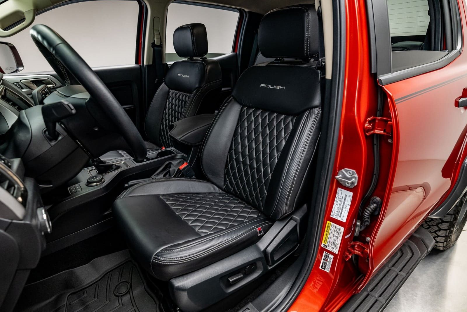 2022 - FORD RANGER BY ROUSH HOT PEPPER RED, foto 44