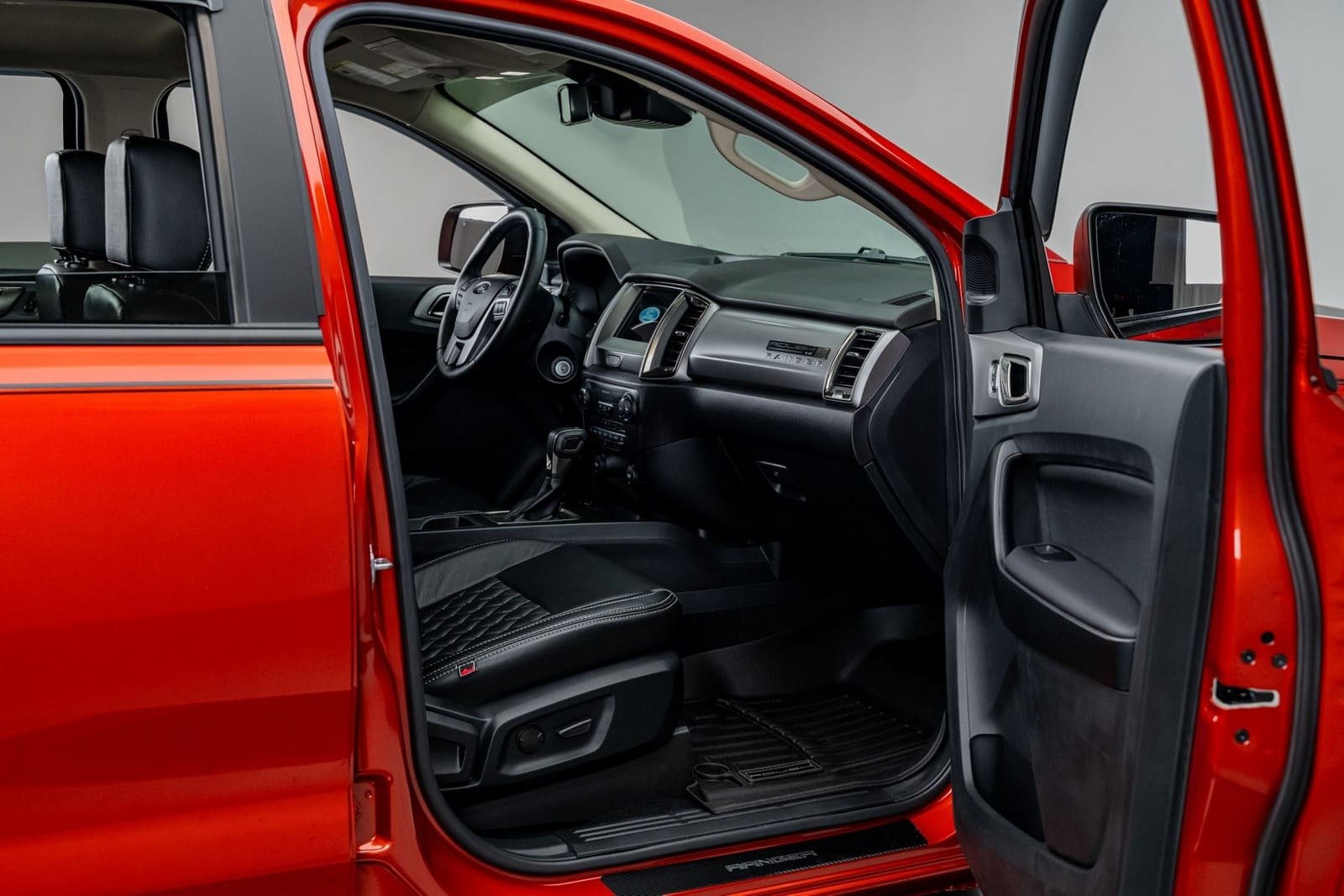 2022 - FORD RANGER BY ROUSH HOT PEPPER RED, foto 71
