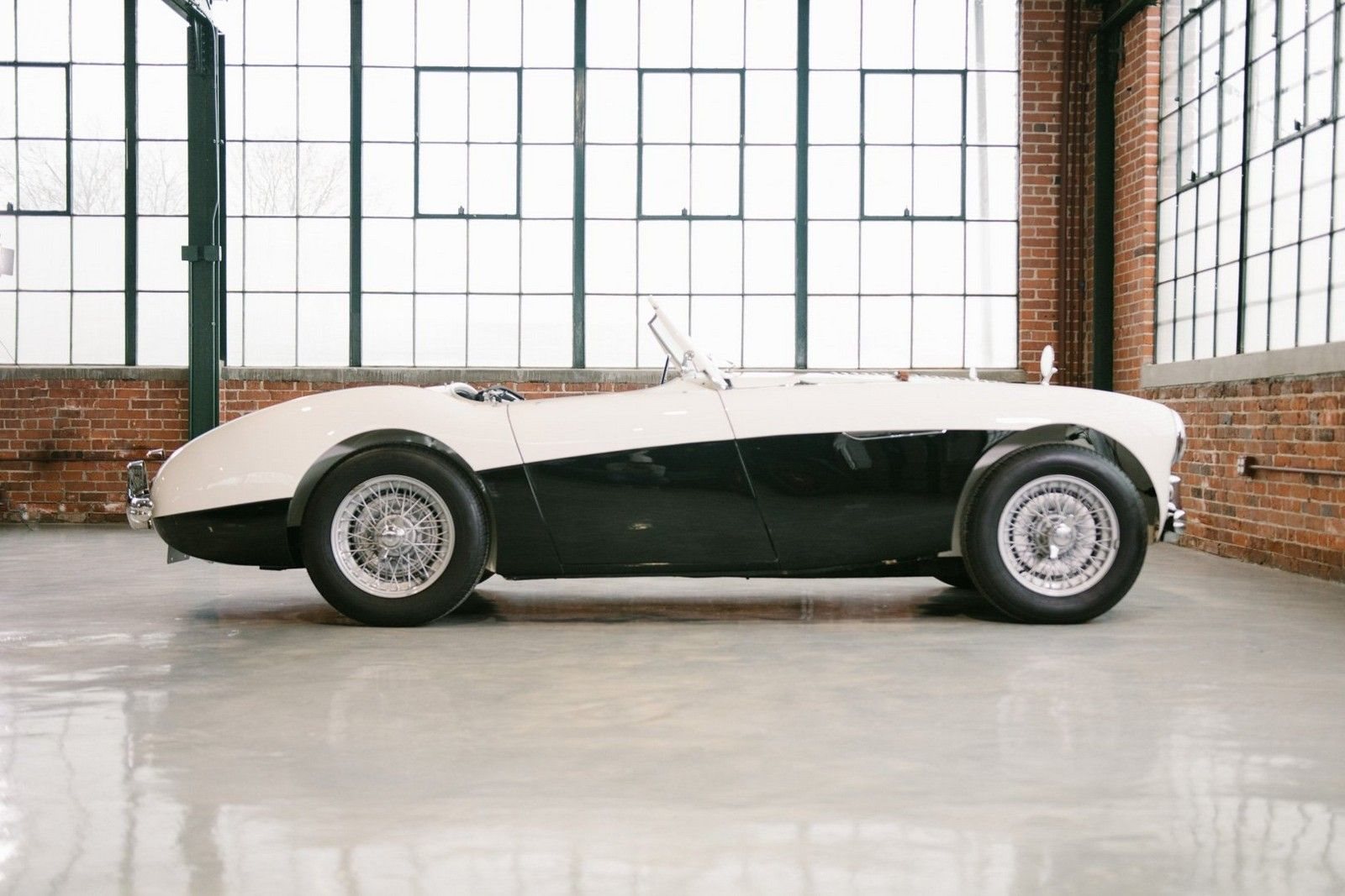 1956 - AUSTIN-HEALEY 100/M LE MANS ENGLISH WHITE-BLACK, foto 3
