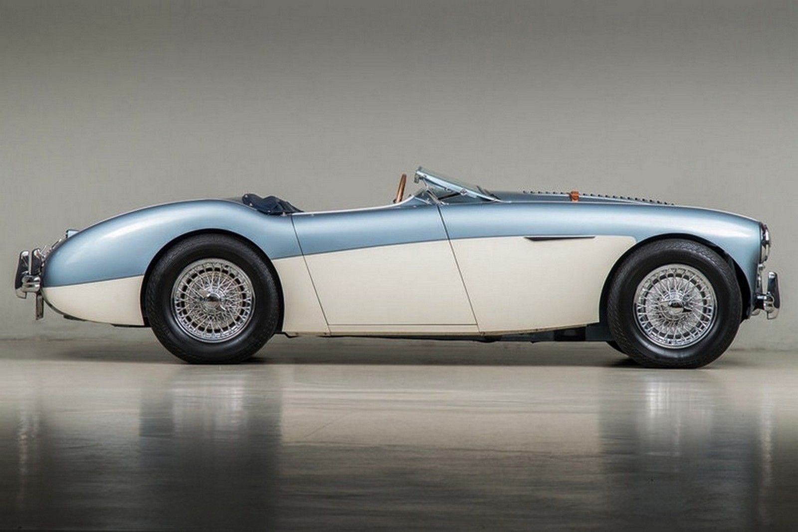 AUSTIN-HEALEY 100/M LE MANS WHITE-HEALEY BLUE, foto 4