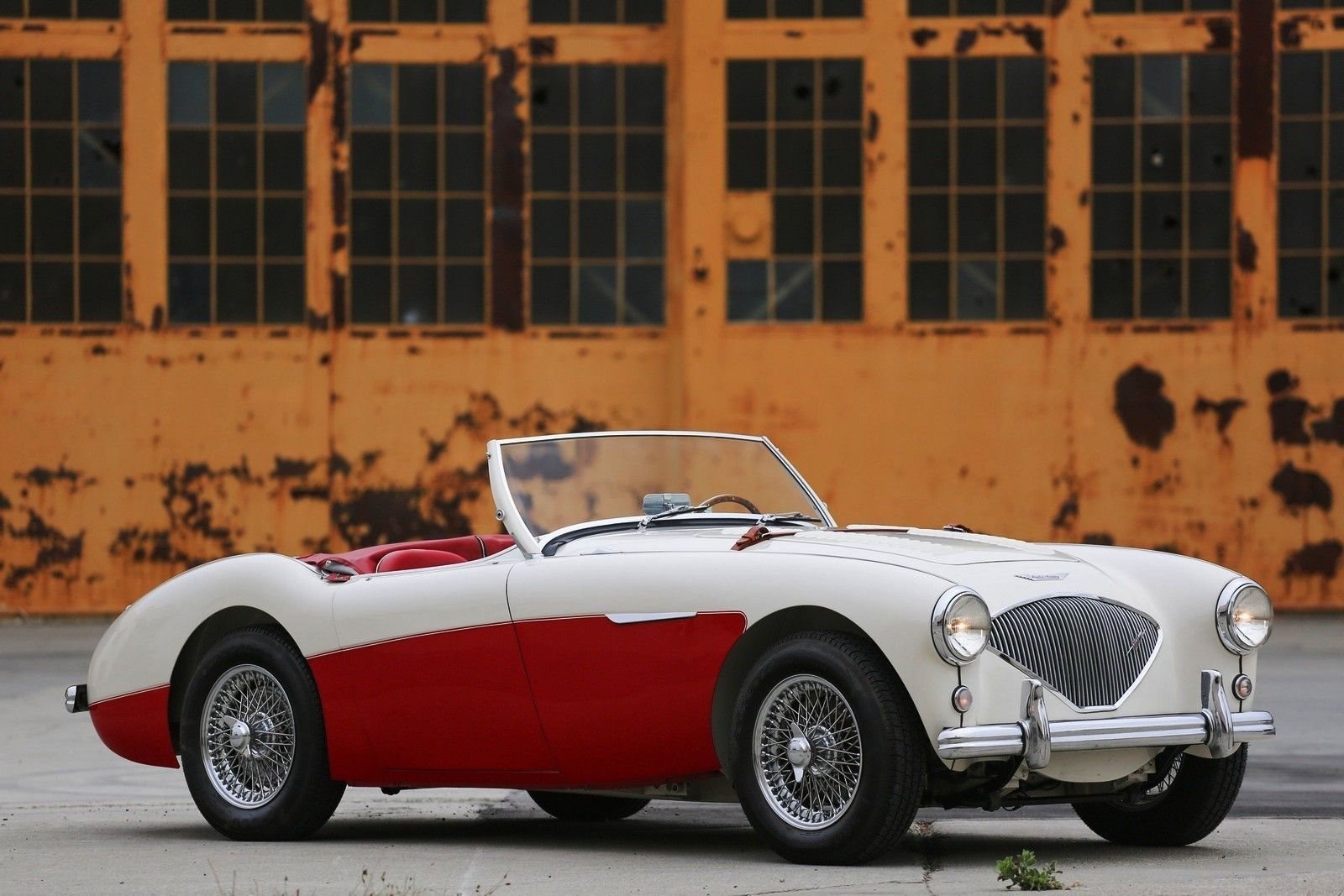 1956 - AUSTIN-HEALEY 100/M LE MANS WHITE-RED, foto 1