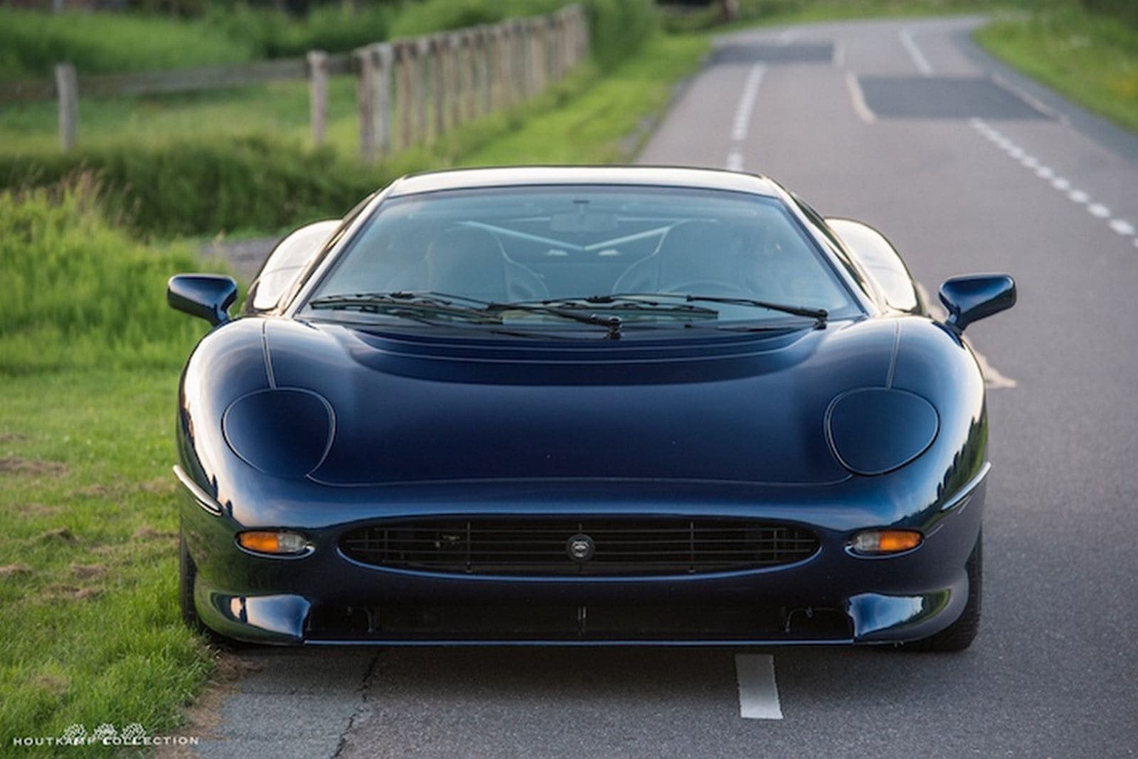 1993 - JAGUAR XJ220 LE MANS BLUE, foto 12